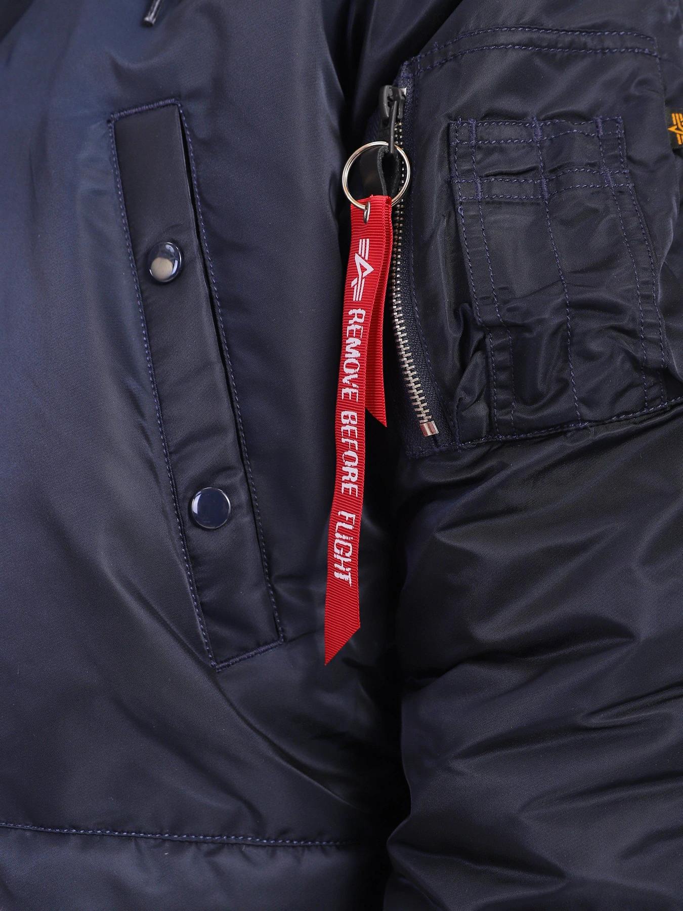 Куртки и дубленки Alpha Industries N-3В Slim Fit модель MJN31211C1_410 Фото