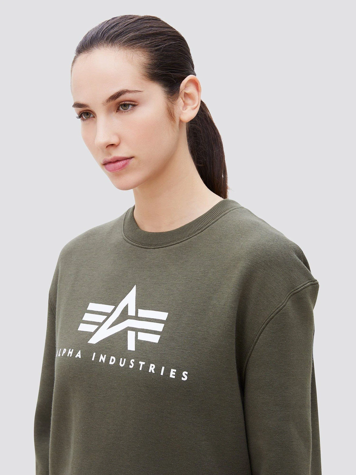 Худі та світшоти Alpha Industries BASIC LOGO CREWNECK модель UFB49001C1_303 Фото