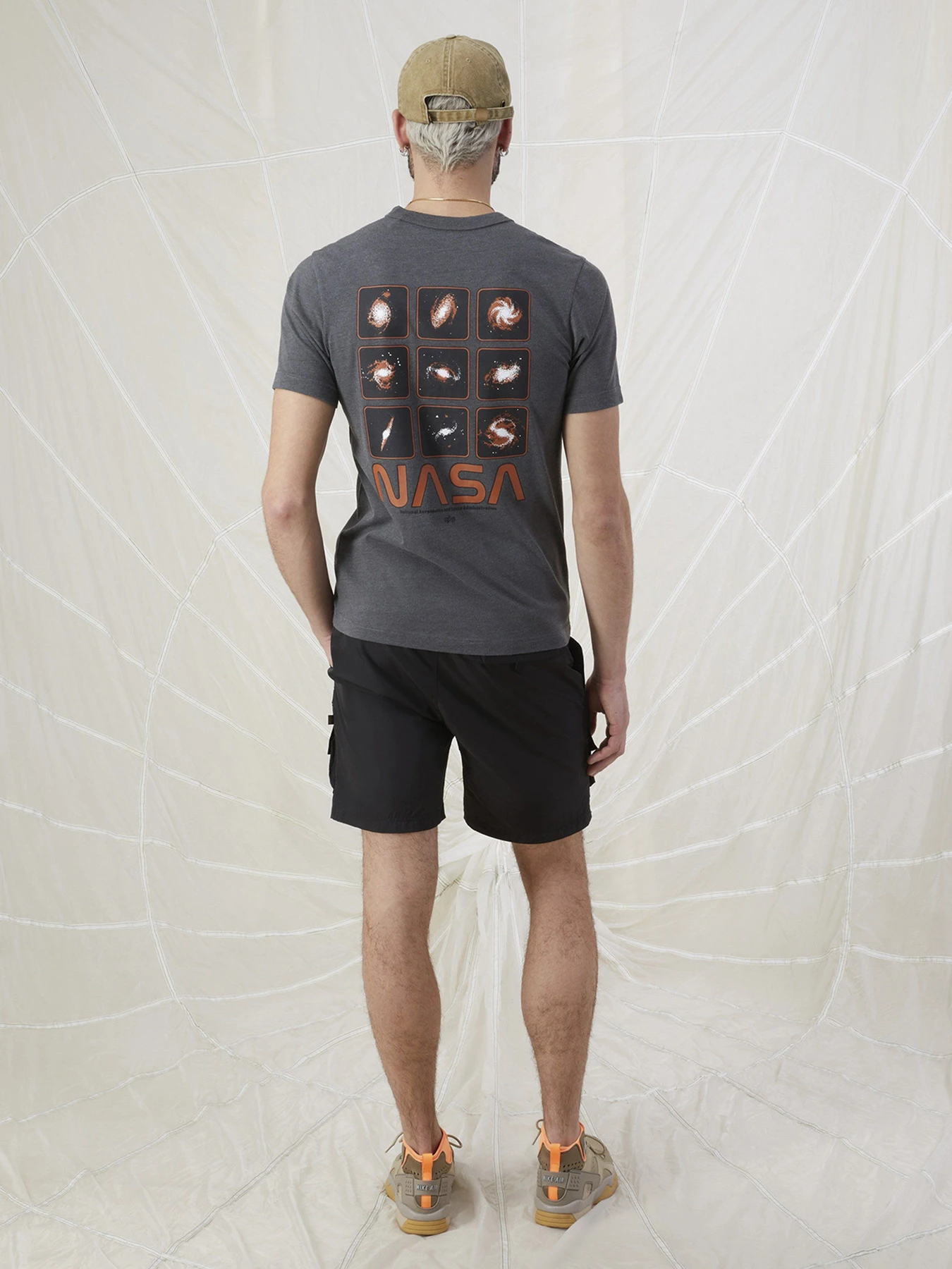 Футболки и поло Alpha Industries NASA Galaxy модель ETN53000C1_072 Футболки и поло Alpha Industries NASA Galaxy модель ETN53000C1_072 Фото