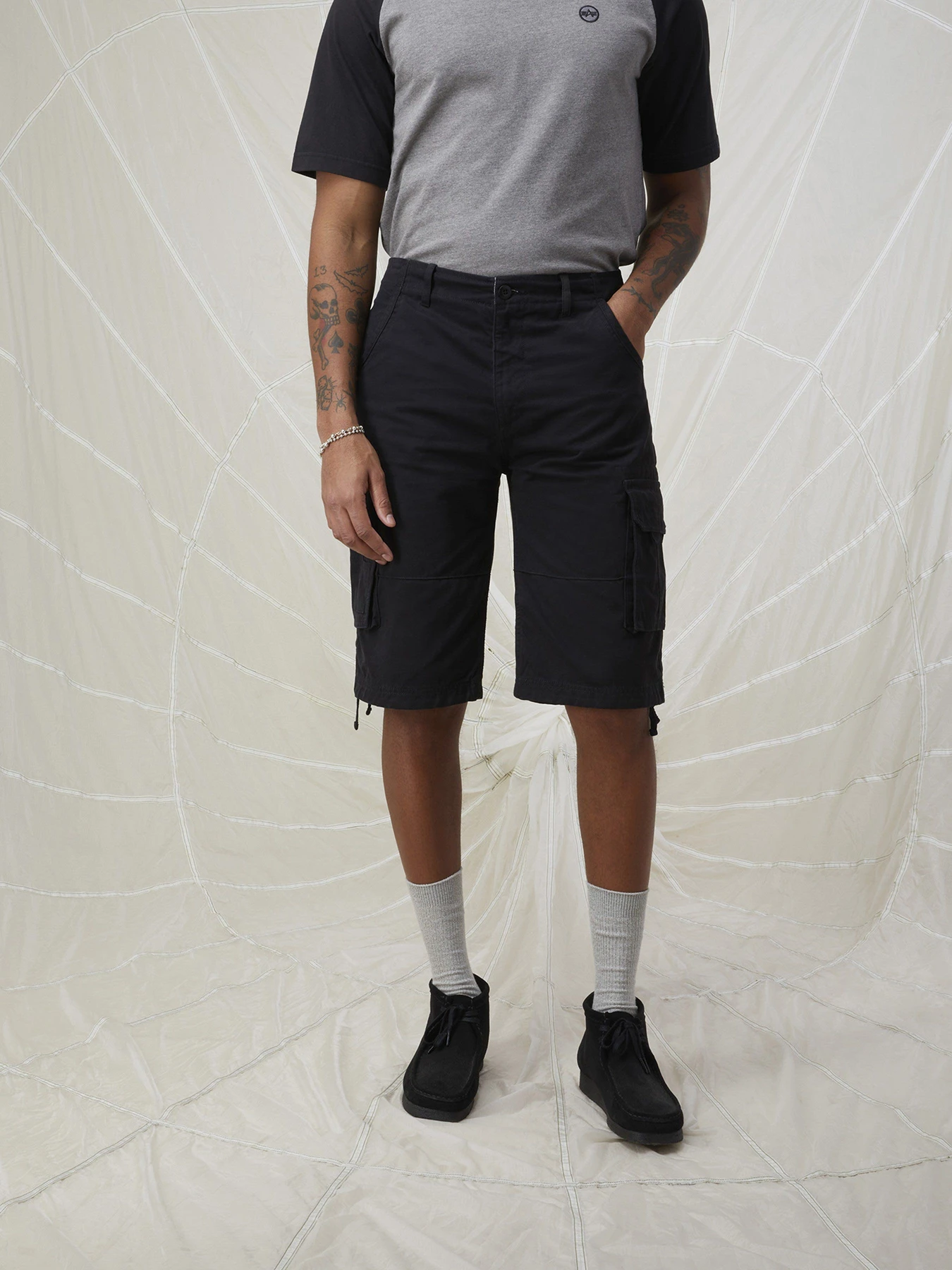 Шорты Alpha Industries Jet модель MBJ53000C1_001 Шорты Alpha Industries Jet модель MBJ53000C1_001 Фото