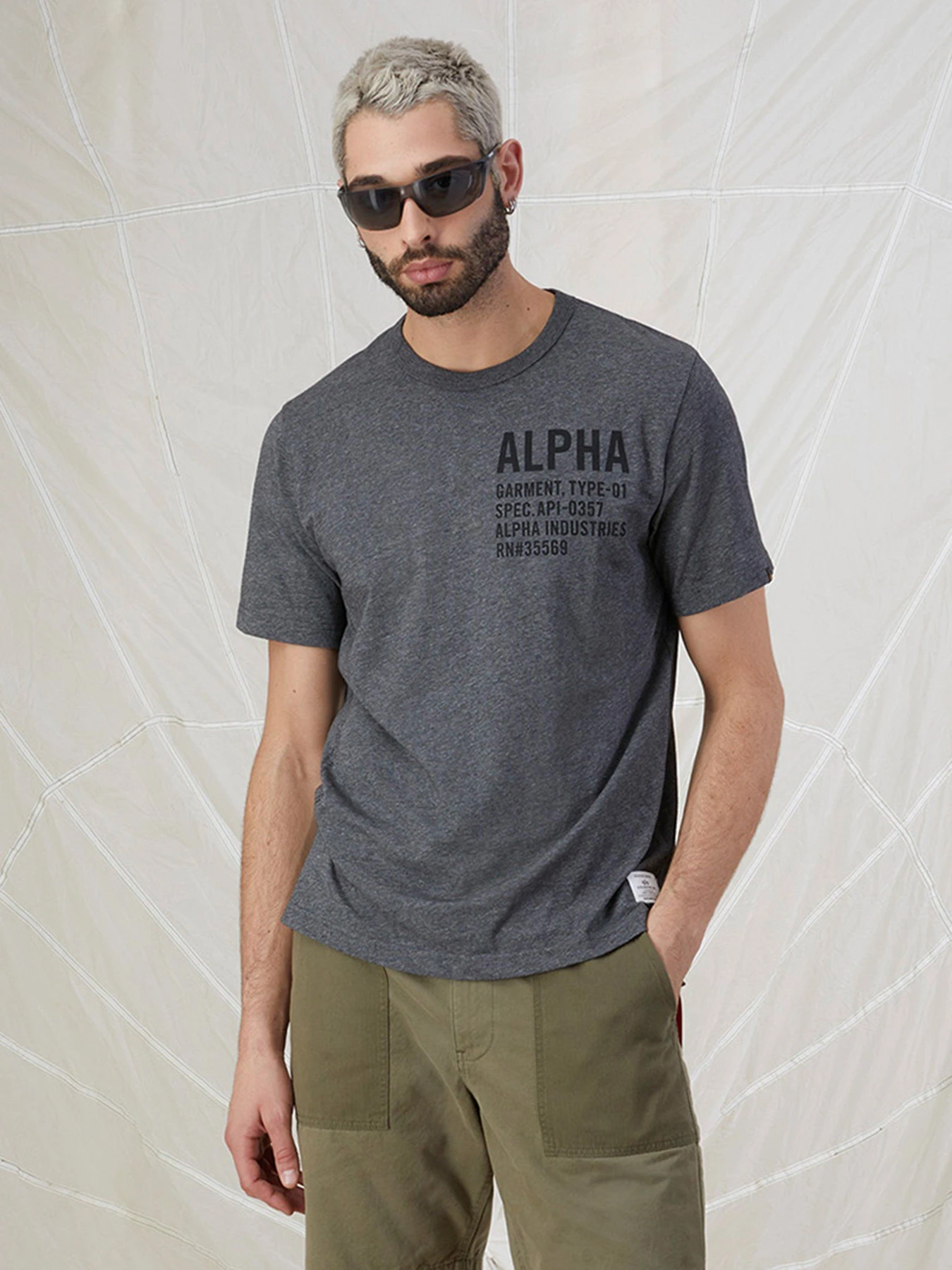 Футболки и поло Alpha Industries Graphic Tee модель MTA53000C1_068 Футболки и поло Alpha Industries Graphic Tee модель MTA53000C1_068 Фото