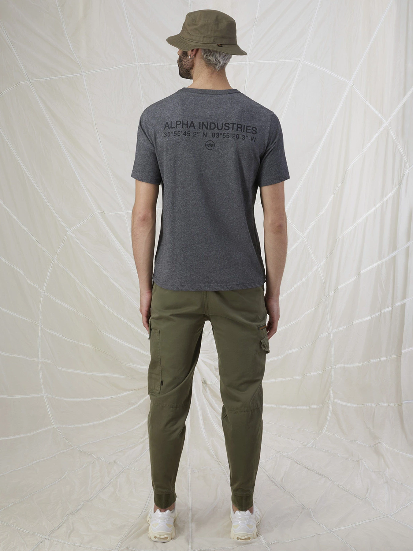 Футболки и поло Alpha Industries модель MTA53001C1_068 Фото