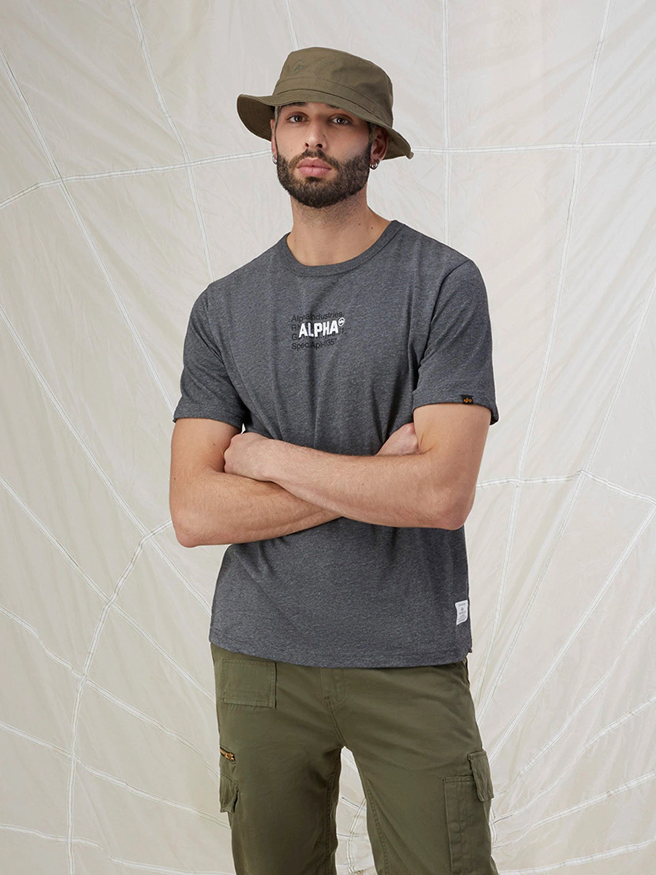 Футболки и поло Alpha Industries модель MTA53001C1_068 Фото
