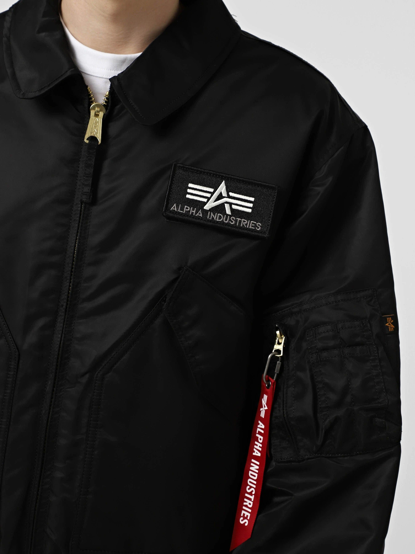 Куртки и дубленки Alpha Industries CWU 45/P модель MJC22000C1_001 Куртки и дубленки Alpha Industries CWU 45/P модель MJC22000C1_001 Фото