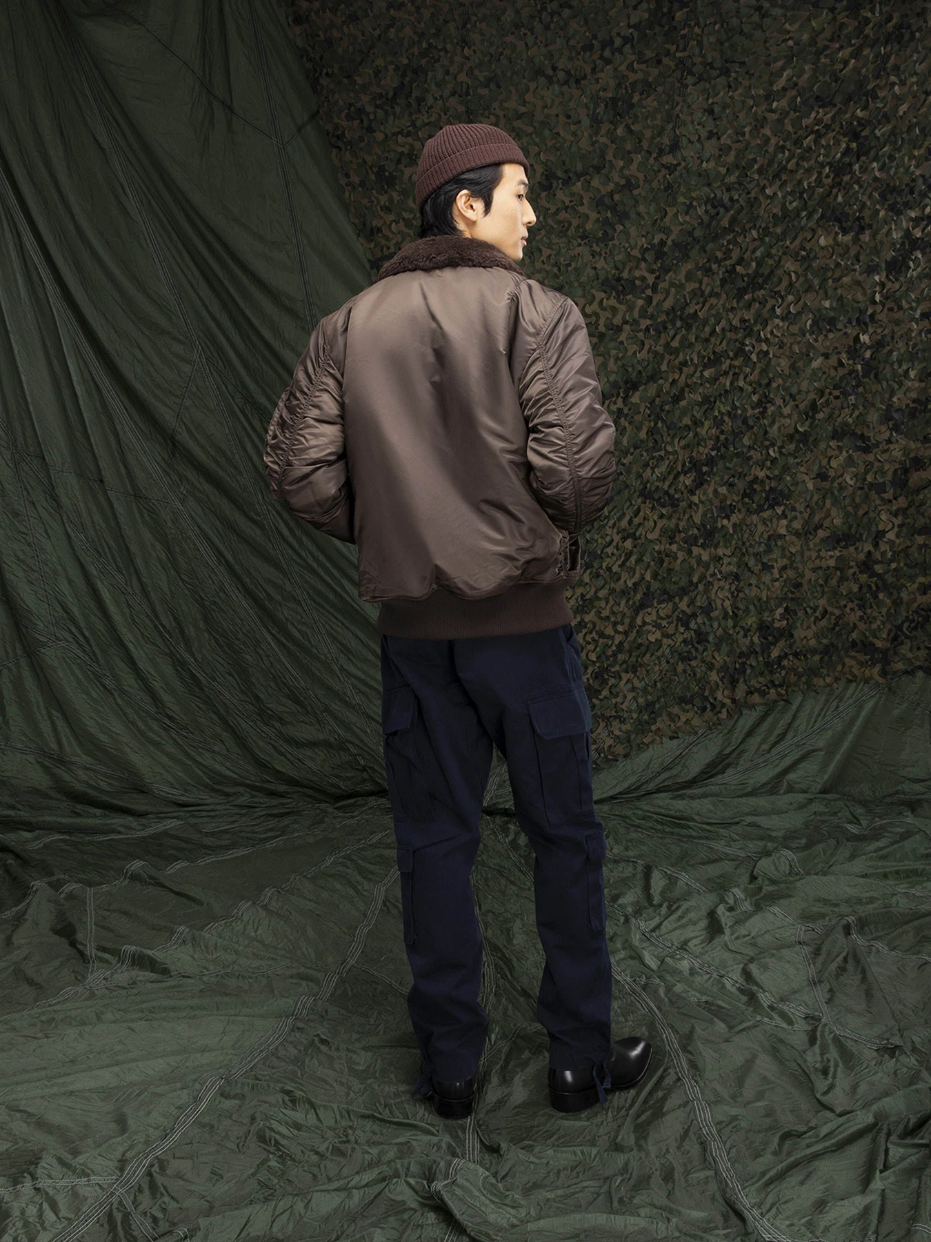 Куртки та дублянки Alpha Industries B-15 Mod Flight Faux Mouton Collar модель MJB52500C1_218 Куртки та дублянки Alpha Industries B-15 Mod Flight Faux Mouton Collar модель MJB52500C1_218 Фото