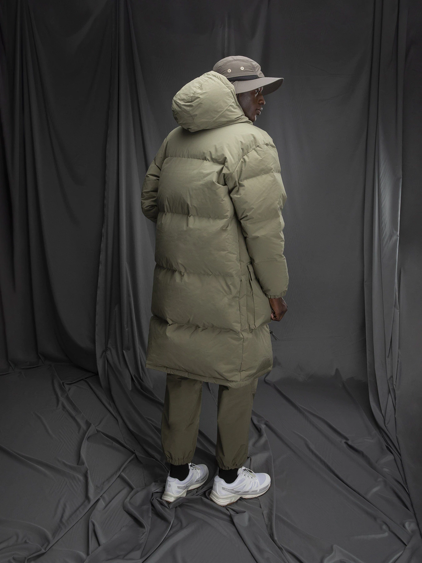 Куртки и дубленки Alpha Industries Long Puffer Parka модель MJL53500C1_359 Фото