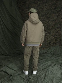 Куртки и дубленки Alpha Industries MA-1 модель MJM53502C1_359 Фото