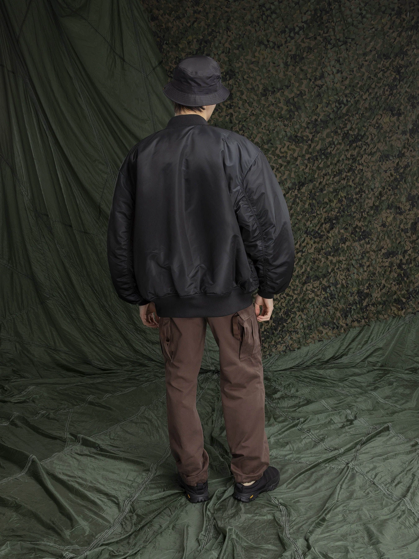 Куртки та дублянки Alpha Industries MA-1 Bloodlight Gen II модель MJM53503C1_001 Куртки та дублянки Alpha Industries MA-1 Bloodlight Gen II модель MJM53503C1_001 Фото