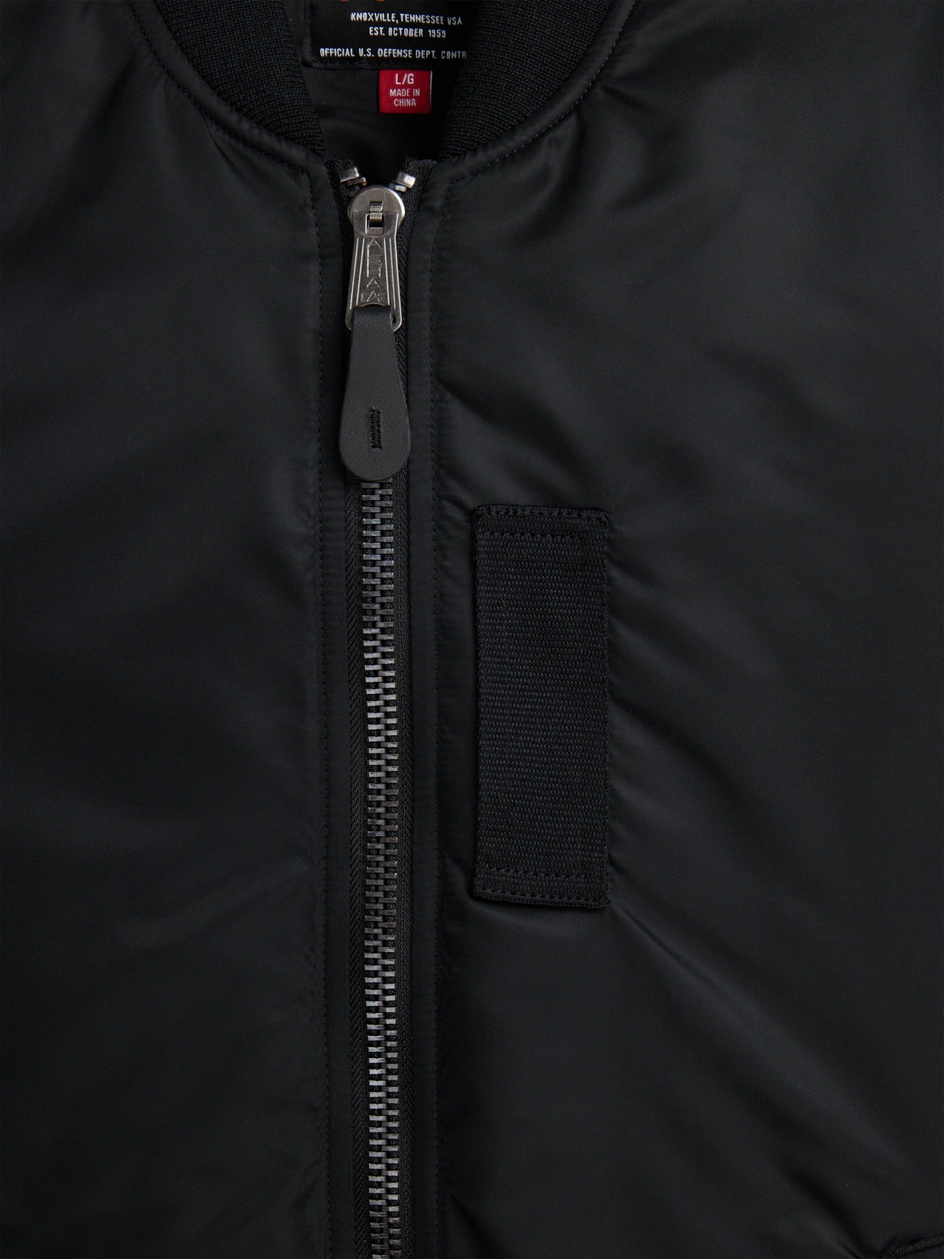 Куртки и дубленки Alpha Industries MA-1 Mod модель MJM53504C1_001 Фото