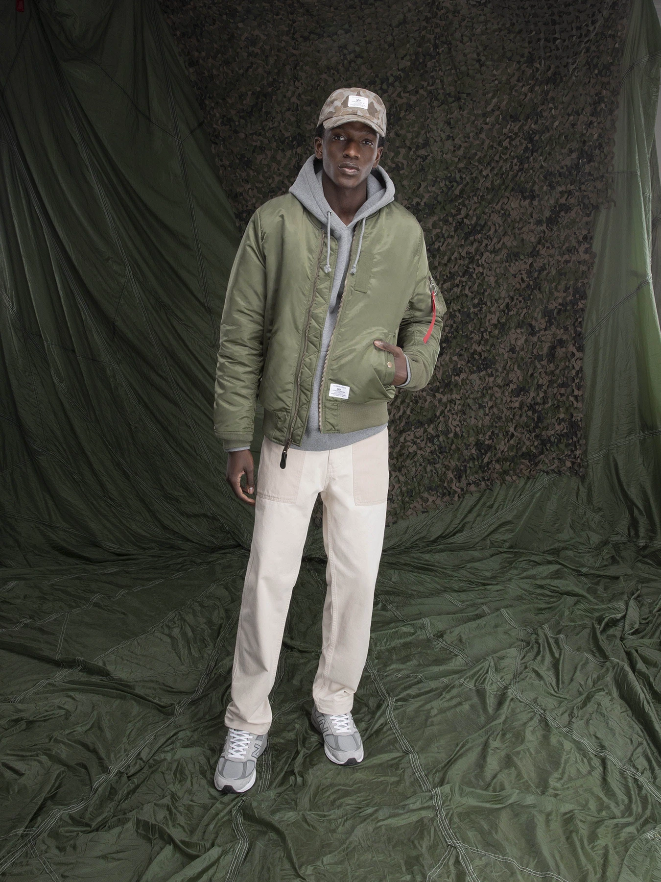 Куртки и дубленки Alpha Industries MA-1 Mod модель MJM53504C1_310 Куртки и дубленки Alpha Industries MA-1 Mod модель MJM53504C1_310 Фото