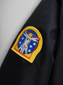 Куртки та дублянки Alpha Industries Nasa MA-1 модель MJN53500C1_001 Фото