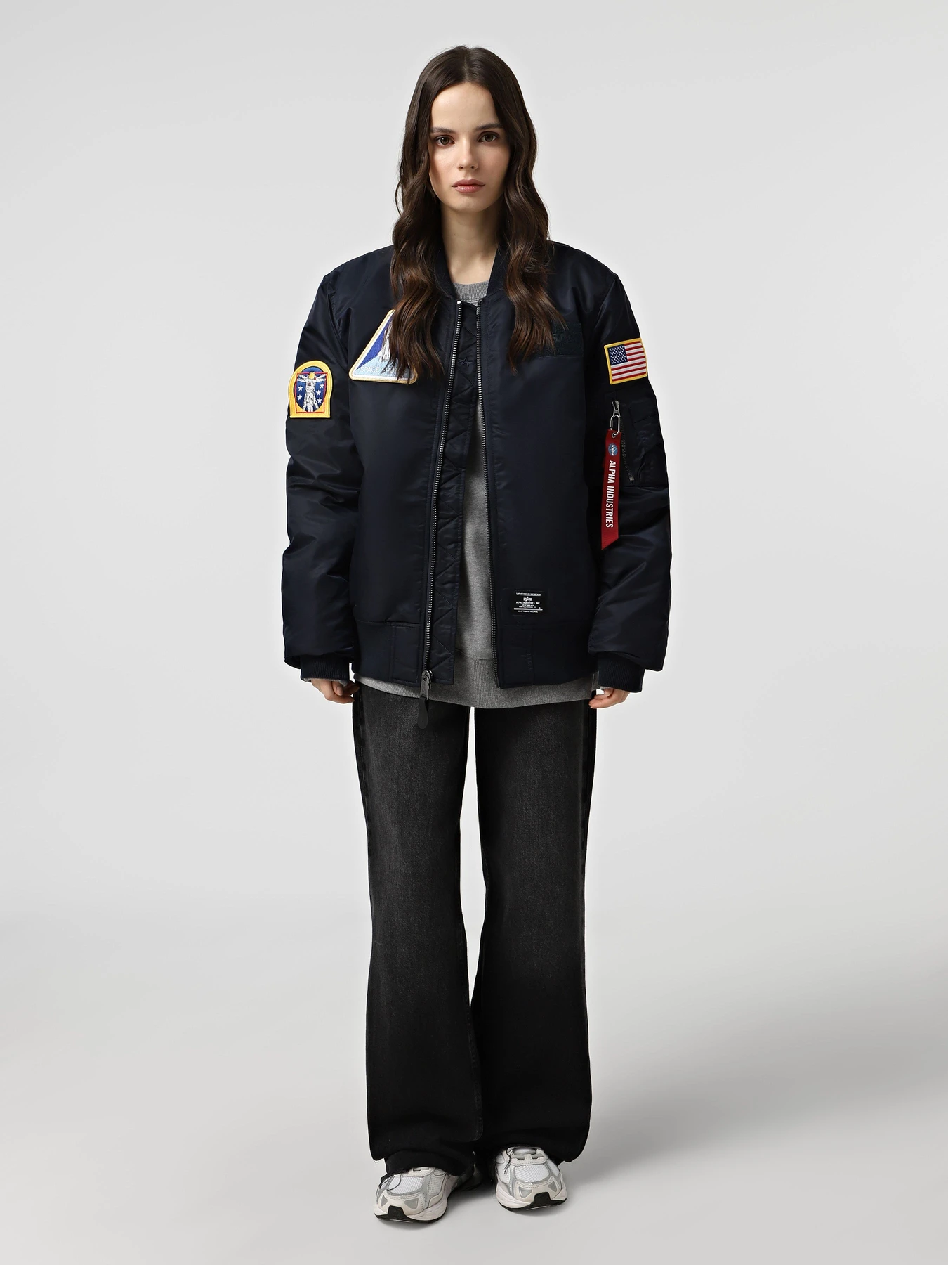 Куртки и дубленки Alpha Industries Nasa MA-1 модель MJN53500C1_410 Фото