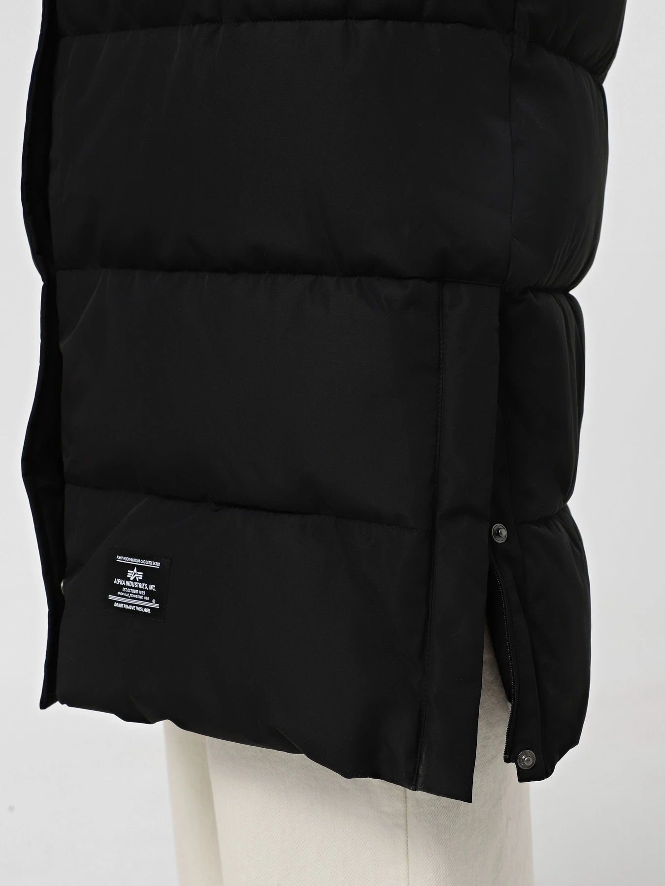 Куртки и дубленки Alpha Industries Sierra Gen II W модель WJS52502C1_001 Фото
