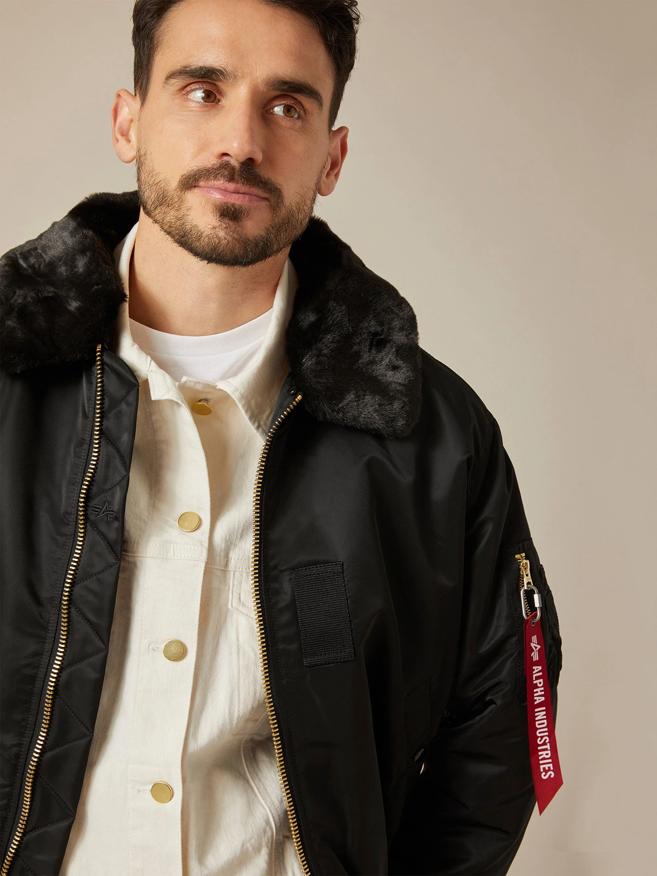 Куртки та дублянки Alpha Industries B-15 модель MJB23010C1_001 Фото