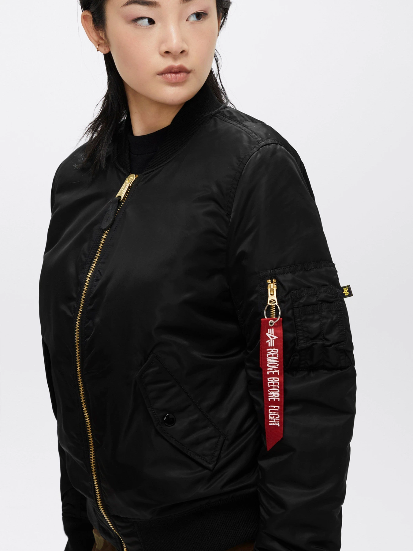 Куртки и дубленки Alpha Industries MA-1 модель WJM44500C1_001 Фото