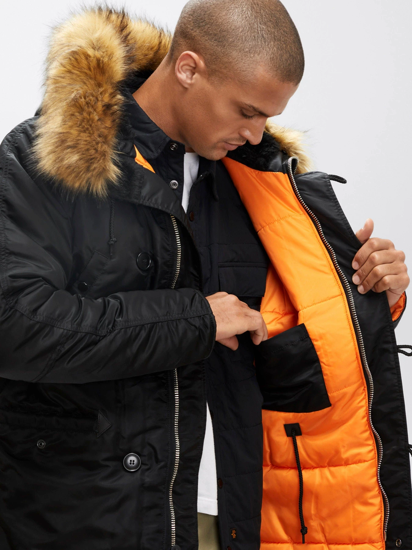 Куртки и дубленки Alpha Industries N-3B модель MJN31210C1_001 Куртки и дубленки Alpha Industries N-3B модель MJN31210C1_001 Фото