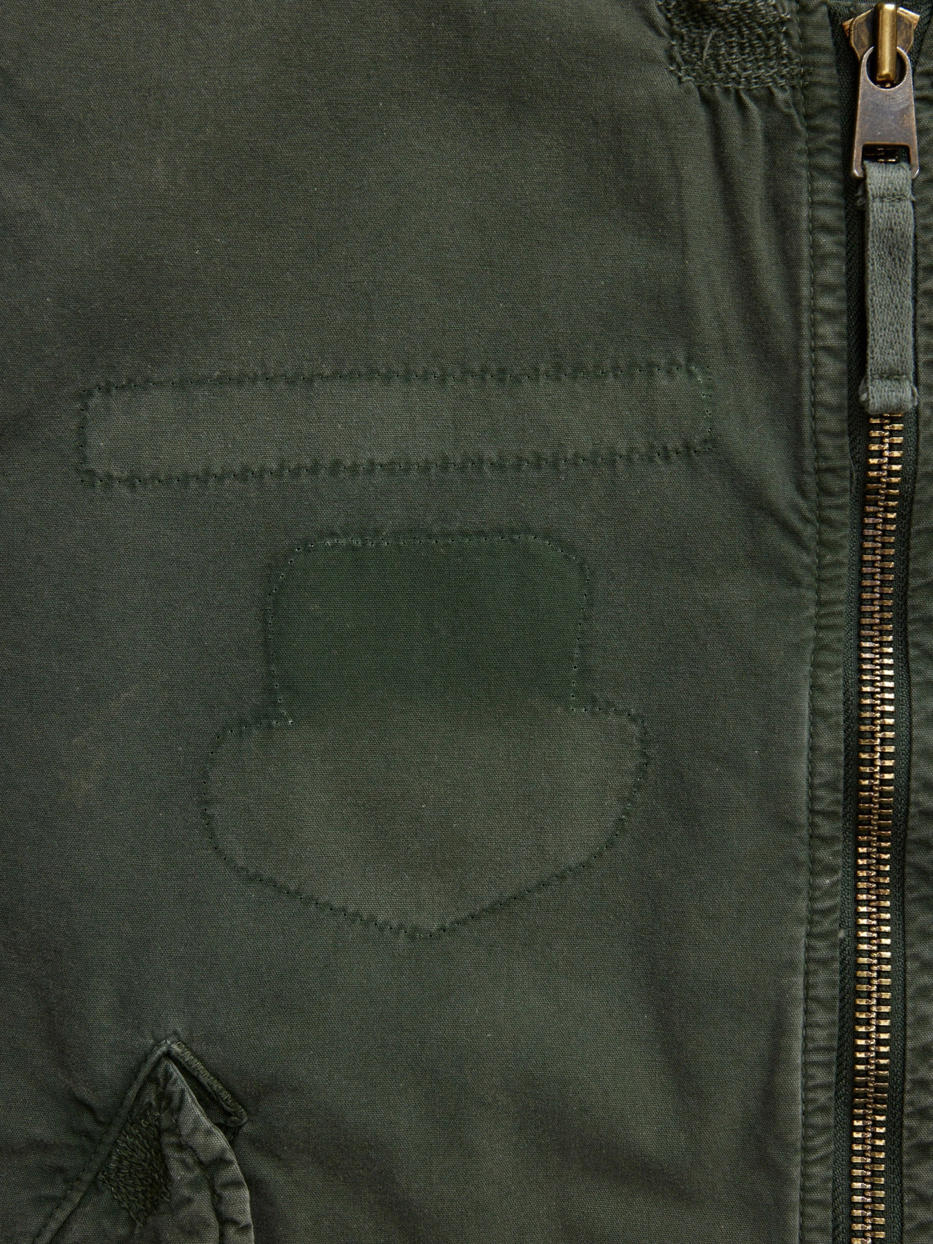 Куртки и дубленки Alpha Industries L-2b Rip And Repair модель MJL54000CO_359 Фото