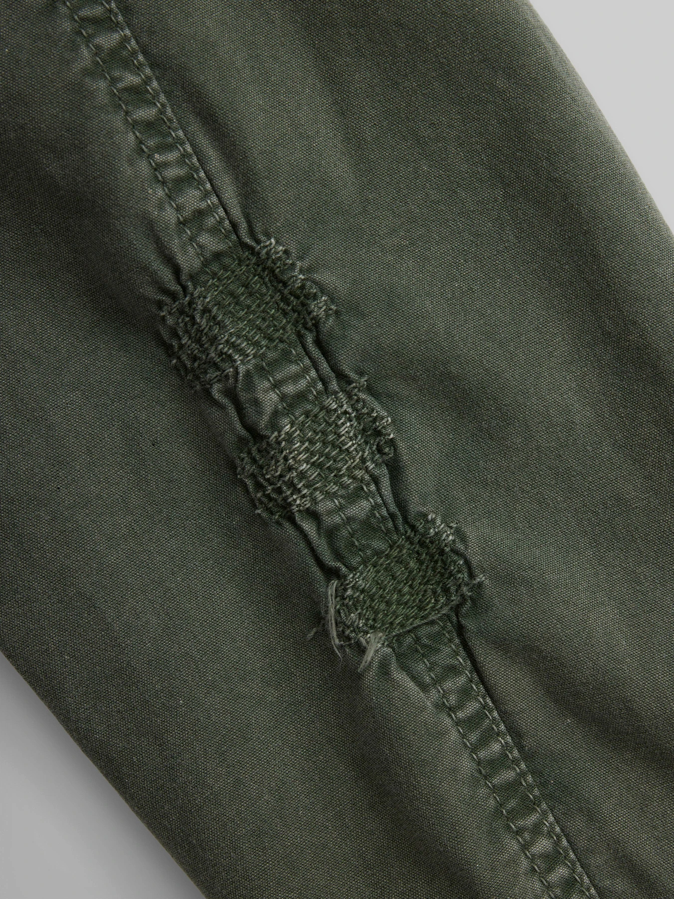 Куртки и дубленки Alpha Industries L-2b Rip And Repair модель MJL54000CO_359 Фото