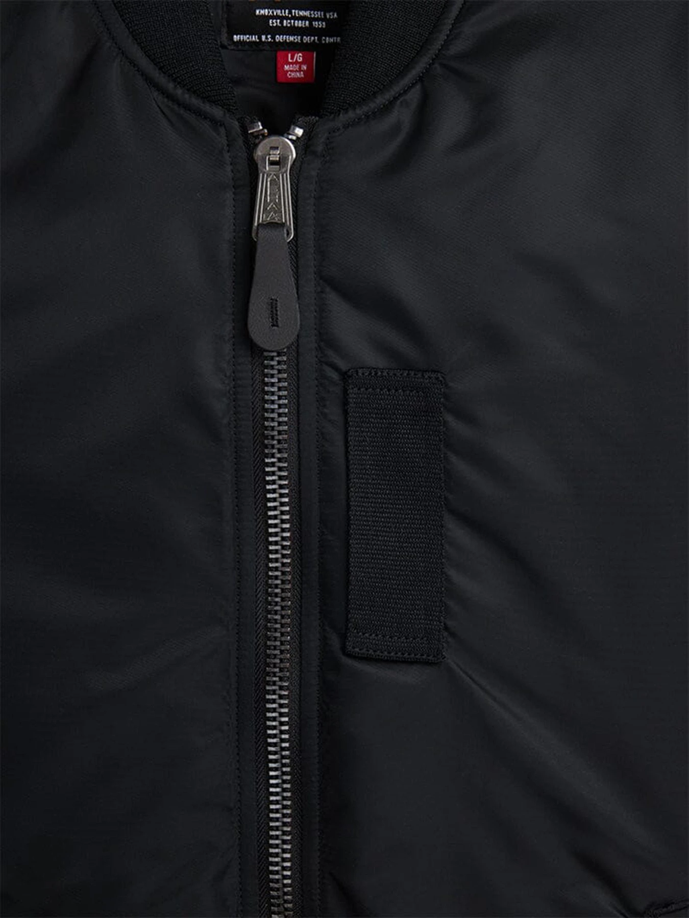 Куртки та дублянки Alpha Industries Ma-1 Mod модель MJM53504C1_410 Куртки та дублянки Alpha Industries Ma-1 Mod модель MJM53504C1_410 Фото