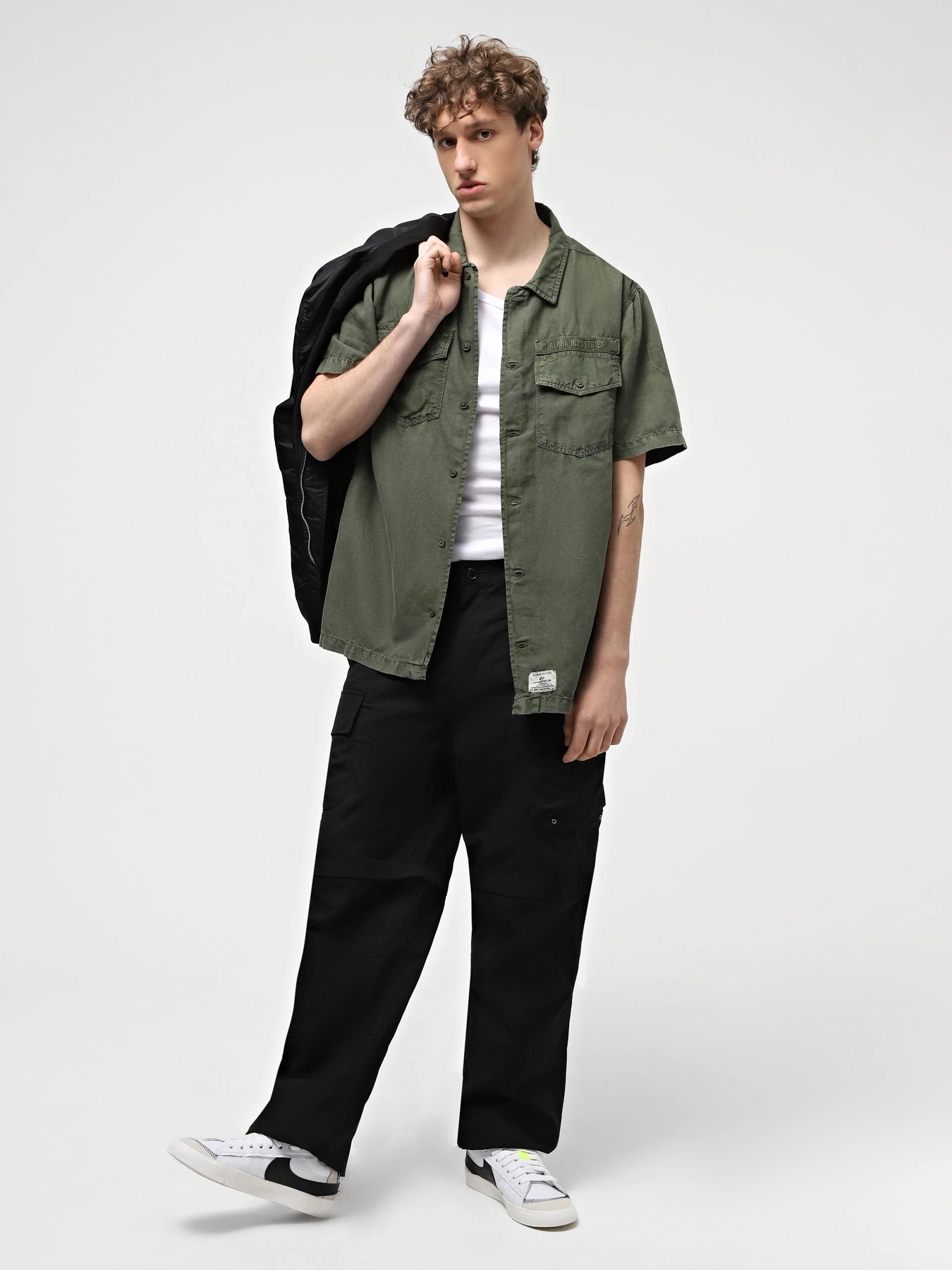 Рубашки Alpha Industries Washed Fatigue Shirt Jacket модель MJS54000CO_359 Рубашки Alpha Industries Washed Fatigue Shirt Jacket модель MJS54000CO_359 Фото