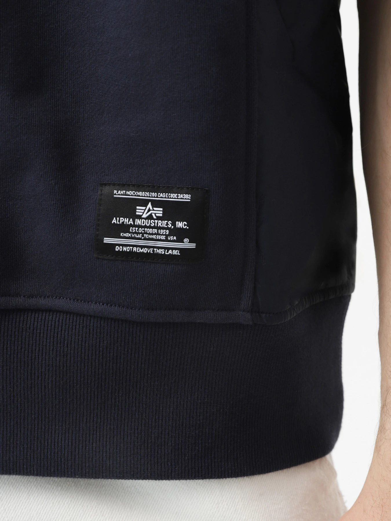 Футболки і поло Alpha Industries Short Sleeve модель MSS54000C1_410 Футболки і поло Alpha Industries Short Sleeve модель MSS54000C1_410 Фото