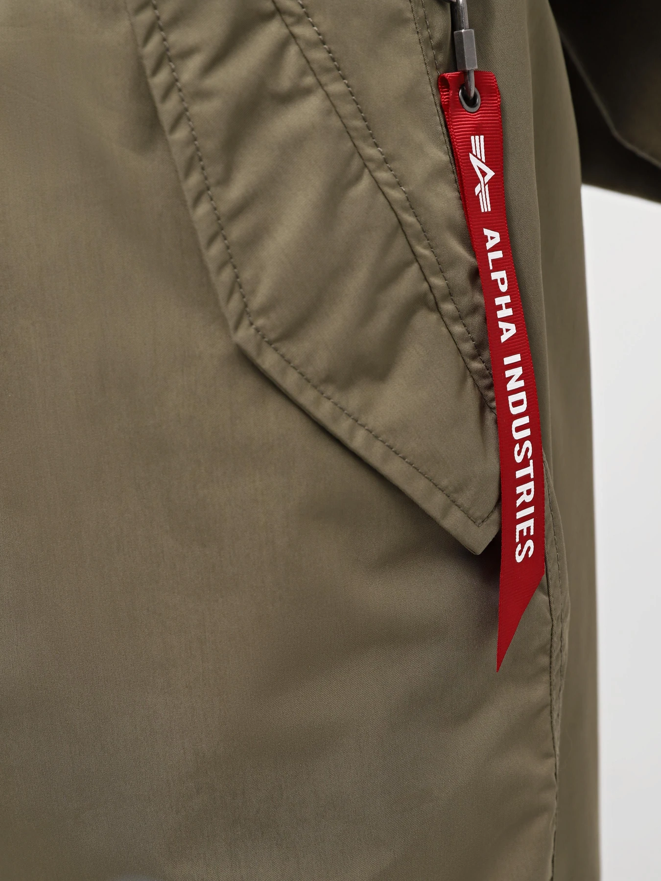 Брюки Alpha Industries Parachute модель UBU54000C1_359 Брюки Alpha Industries Parachute модель UBU54000C1_359 Фото