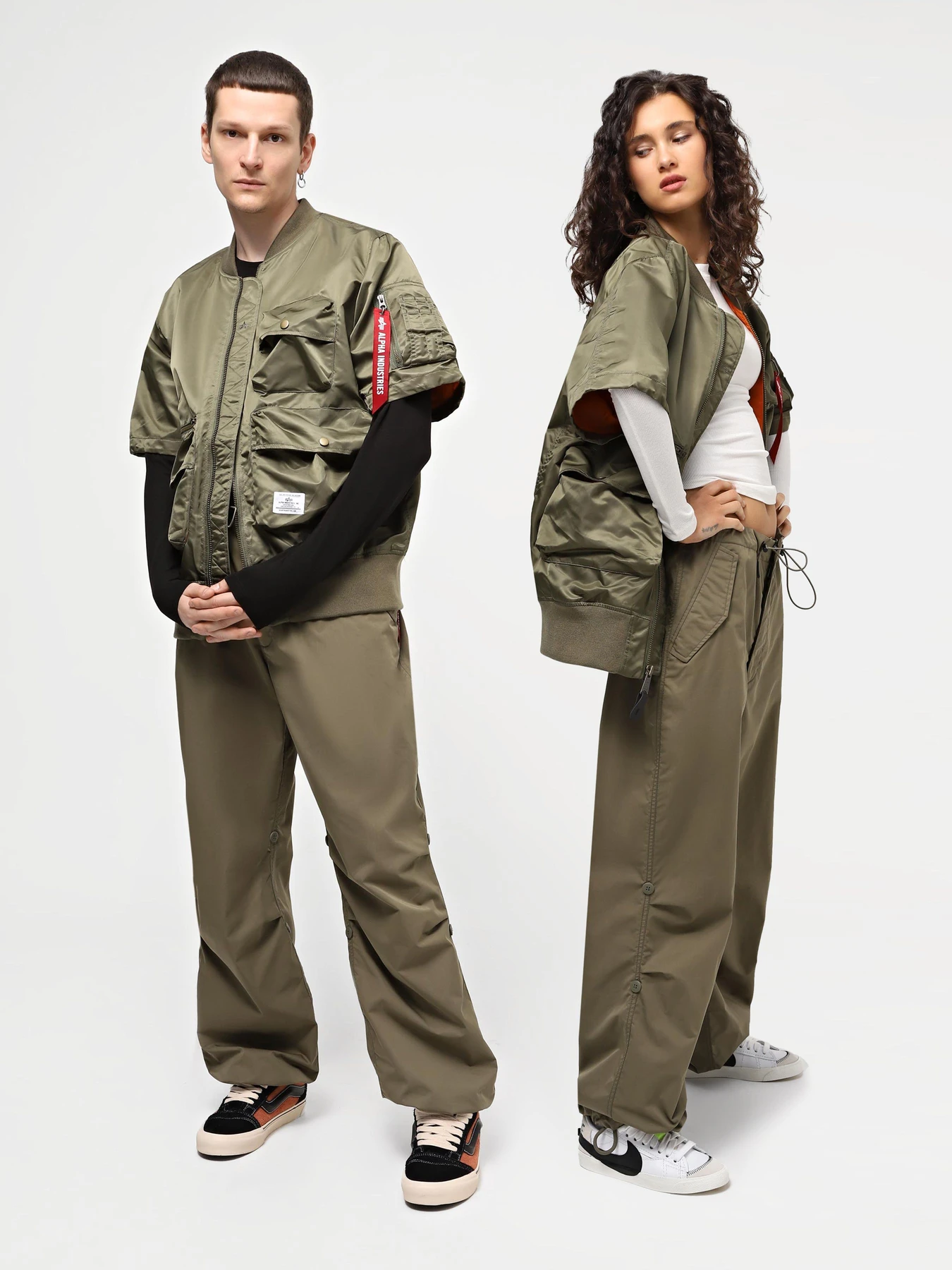 Брюки Alpha Industries Parachute модель UBU54000C1_359 Брюки Alpha Industries Parachute модель UBU54000C1_359 Фото