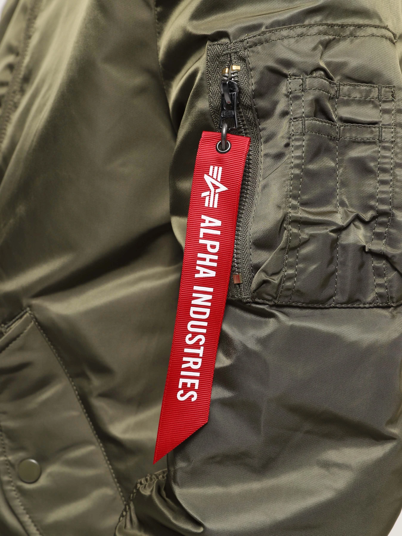 Куртки та дублянки Alpha Industries L-2b Hooded Gen II модель UJL52000C1_359 Куртки та дублянки Alpha Industries L-2b Hooded Gen II модель UJL52000C1_359 Фото
