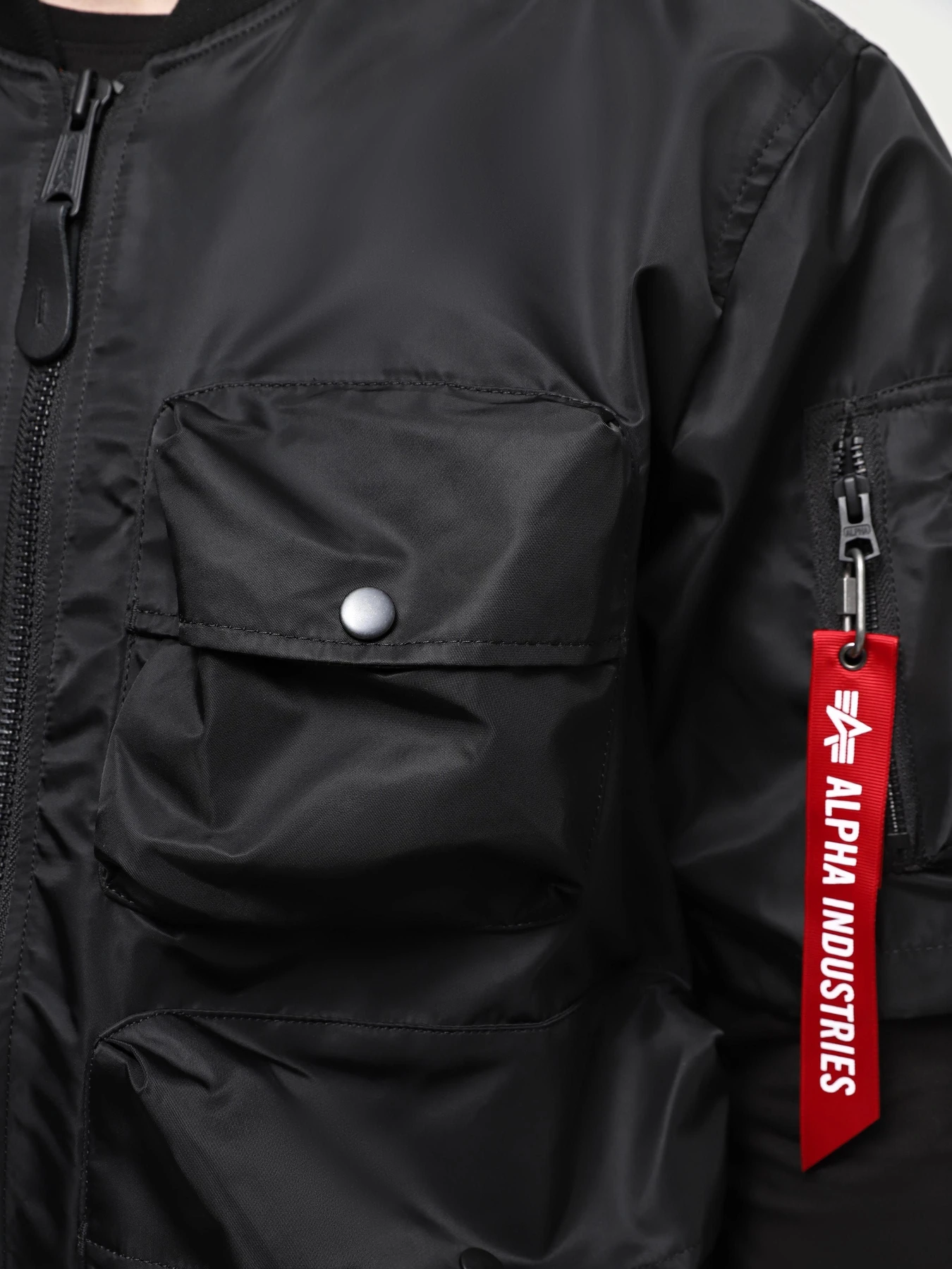 Куртки та дублянки Alpha Industries L-2b Hooded Gen II модель UJL54000C1_001 Куртки та дублянки Alpha Industries L-2b Hooded Gen II модель UJL54000C1_001 Фото