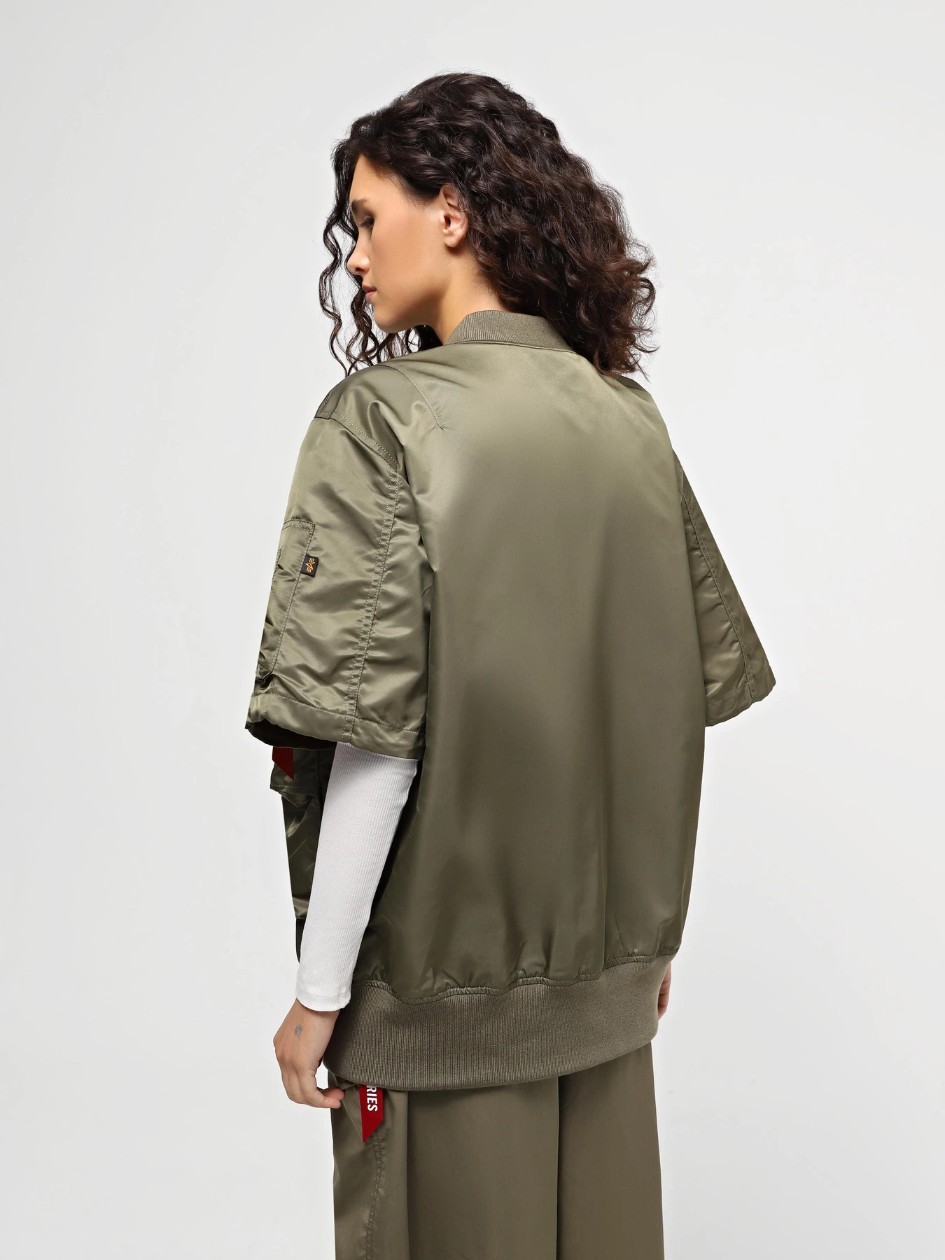 Куртки та дублянки Alpha Industries L-2b Hooded Gen II модель UJL54000C1_359 Фото