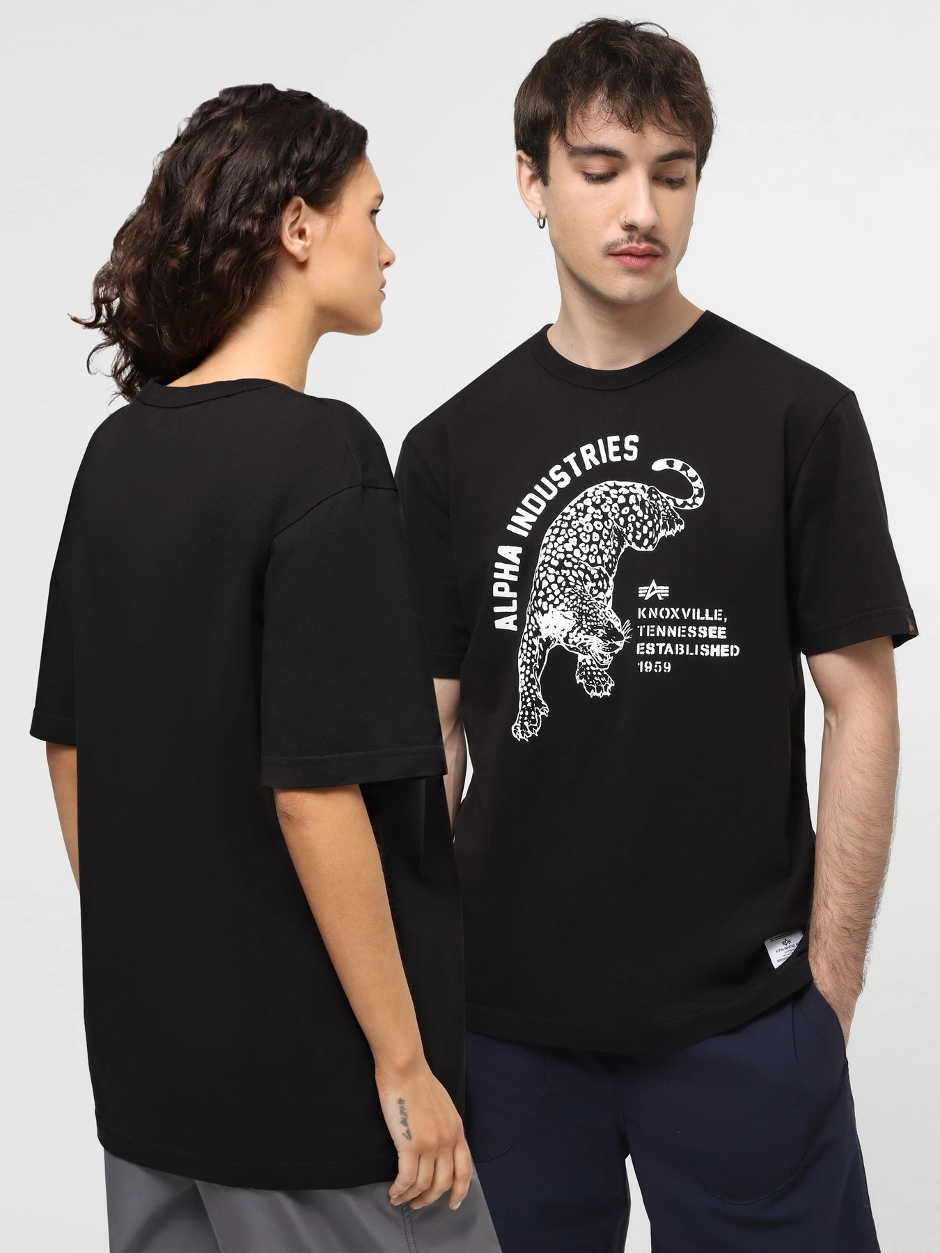 Футболки и поло Alpha Industries Alpha Jaguar Tee модель UTA54004PK_001 Футболки и поло Alpha Industries Alpha Jaguar Tee модель UTA54004PK_001 Фото
