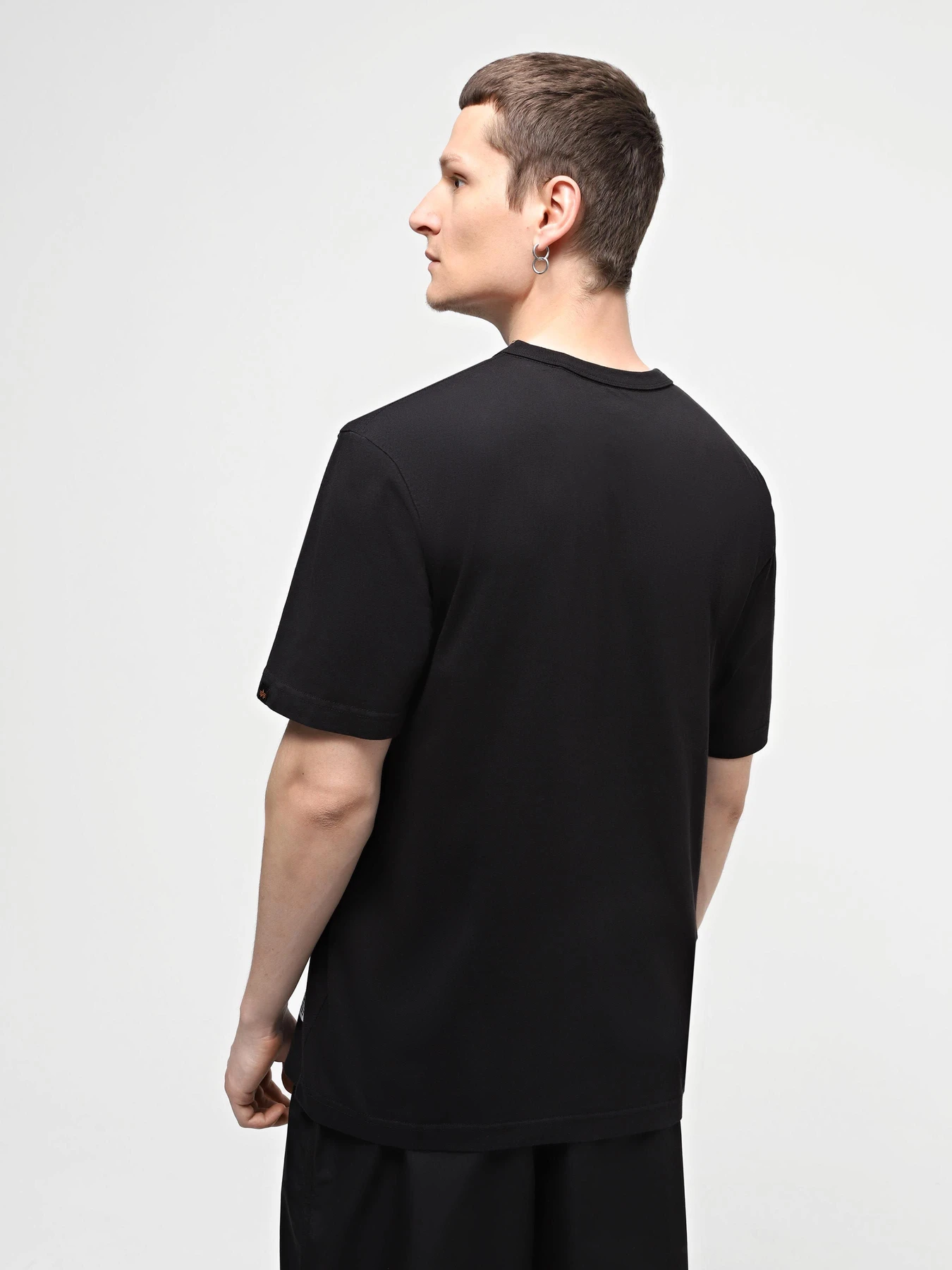 Футболки и поло Alpha Industries Alpha Jeep Tee модель UTA54005PK_001 Футболки и поло Alpha Industries Alpha Jeep Tee модель UTA54005PK_001 Фото