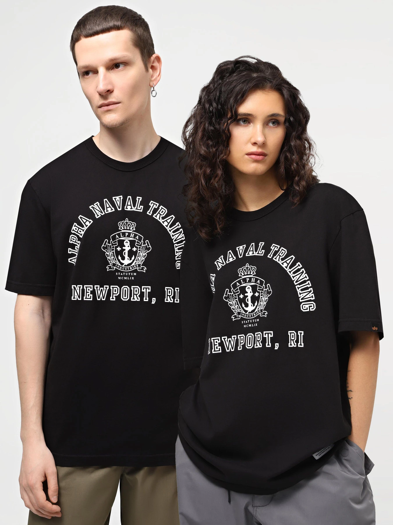 Футболки и поло Alpha Industries Alpha Naval Base Newport Tee модель UTA54011PK_001 Футболки и поло Alpha Industries Alpha Naval Base Newport Tee модель UTA54011PK_001 Фото