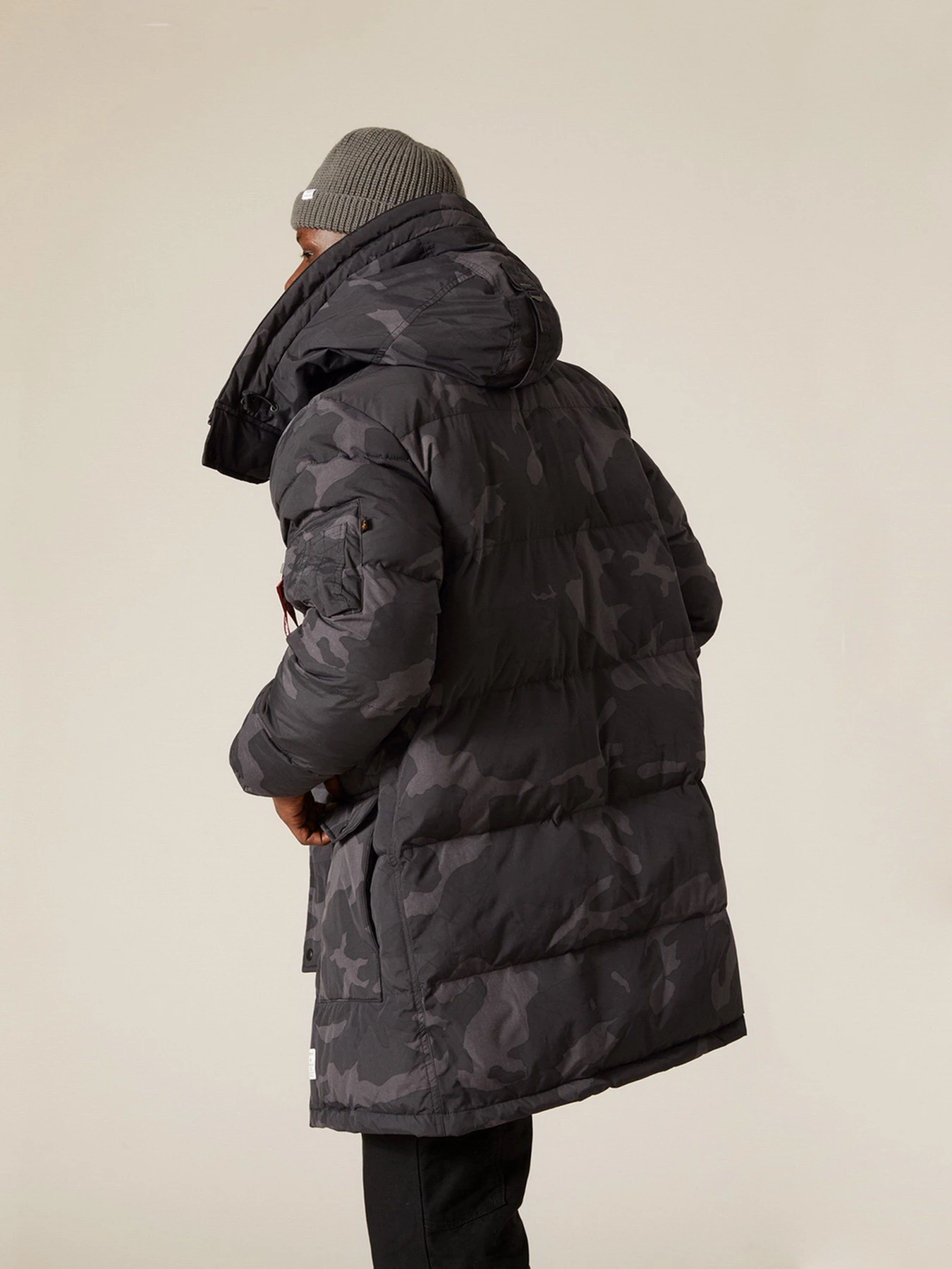 Куртки та дублянки Alpha Industries N-3B QUILTED модель MJN51502C1_942 Фото