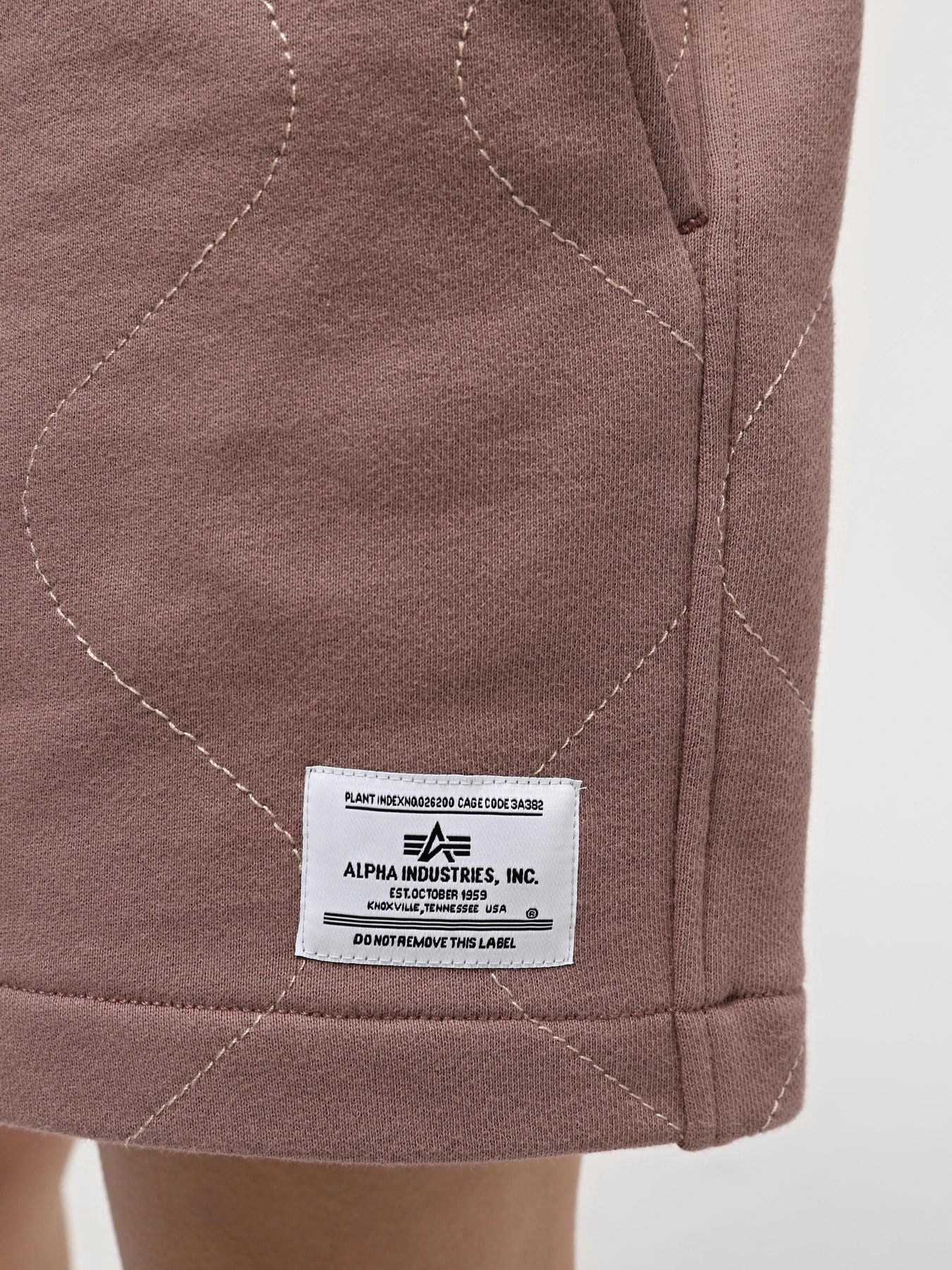 Шорти Alpha Industries Quilted Short W модель WBQ54000C1_521 Фото