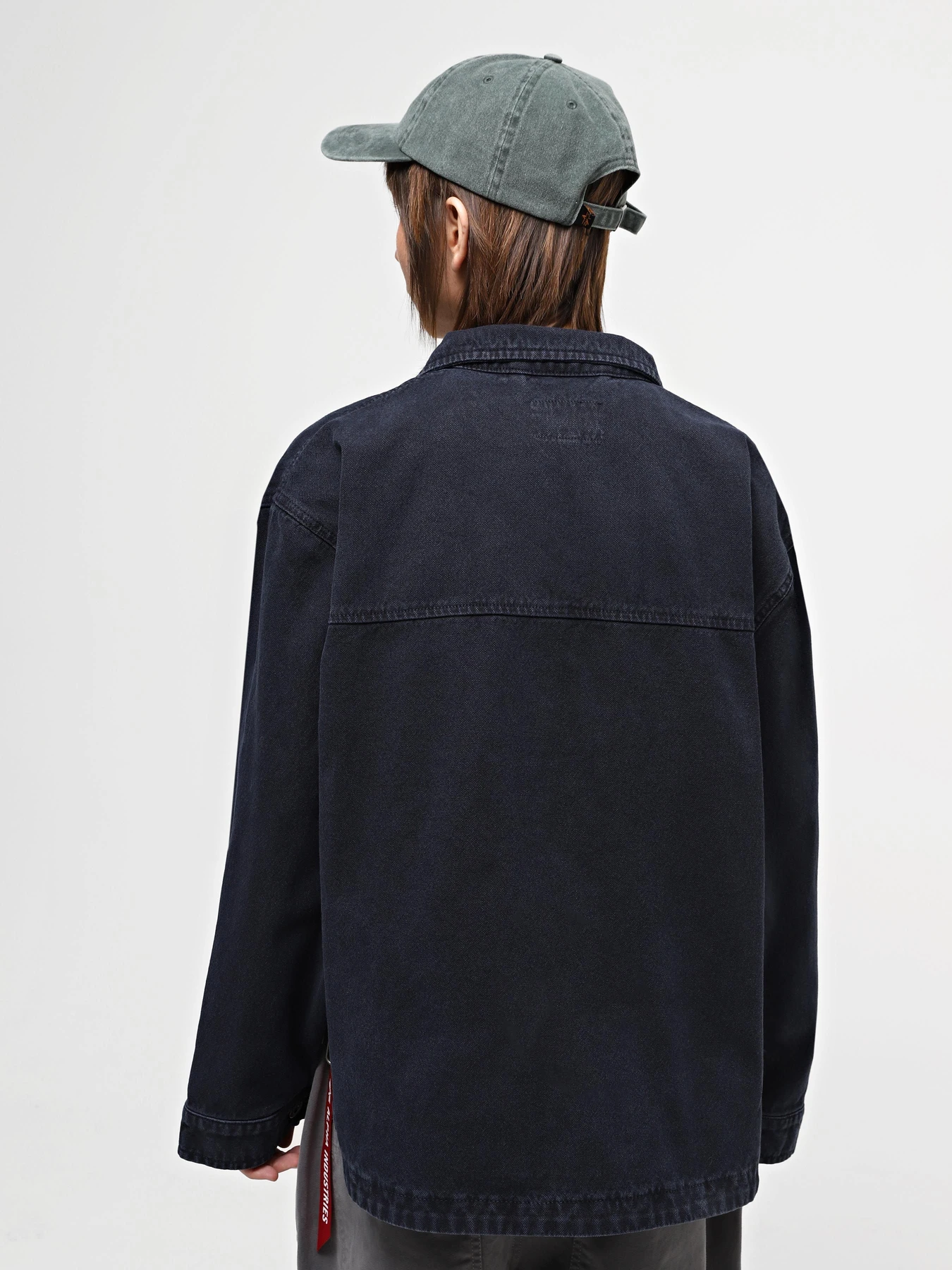 Куртки и дубленки Alpha Industries Ctn Chore Coat W модель WJC54000CO_410 Куртки и дубленки Alpha Industries Ctn Chore Coat W модель WJC54000CO_410 Фото