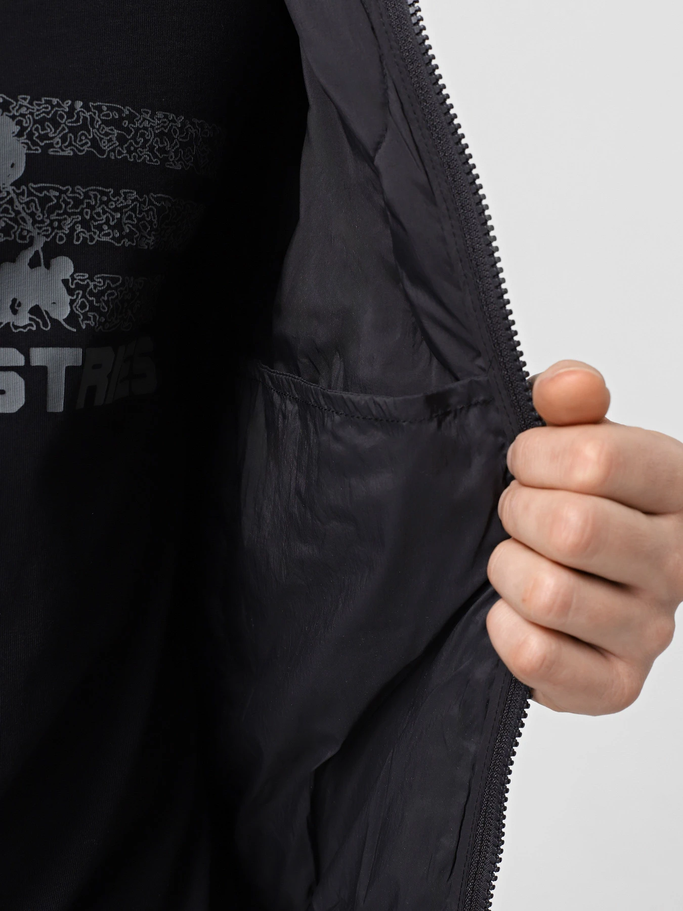 Куртки и дубленки Alpha Industries Lightweight Quilted Down модель MJL54501C1_001 Фото