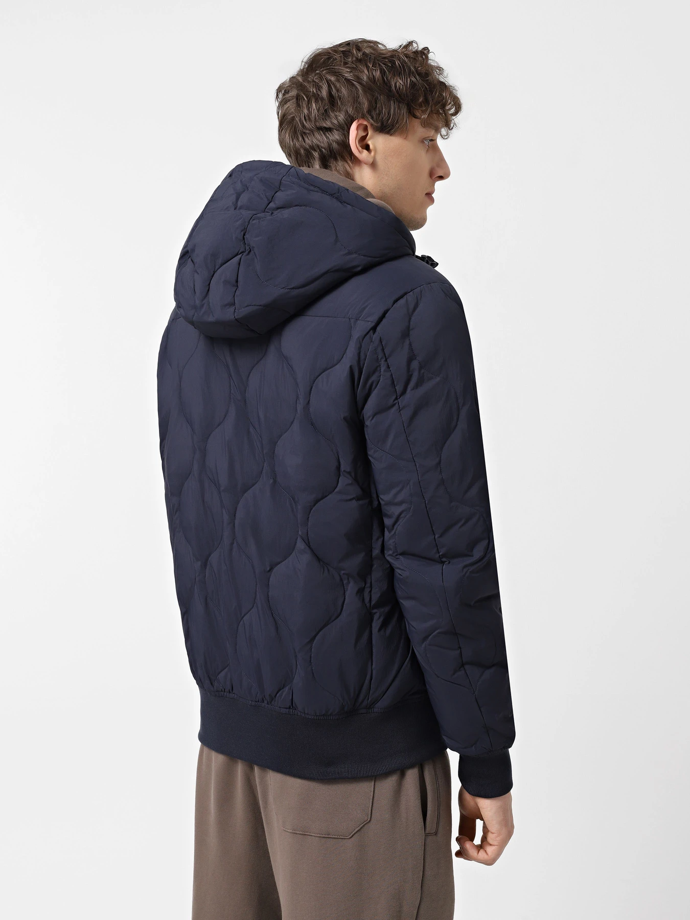 Куртки та дублянки Alpha Industries Lightweight Quilted Down модель MJL54501C1_410 Фото