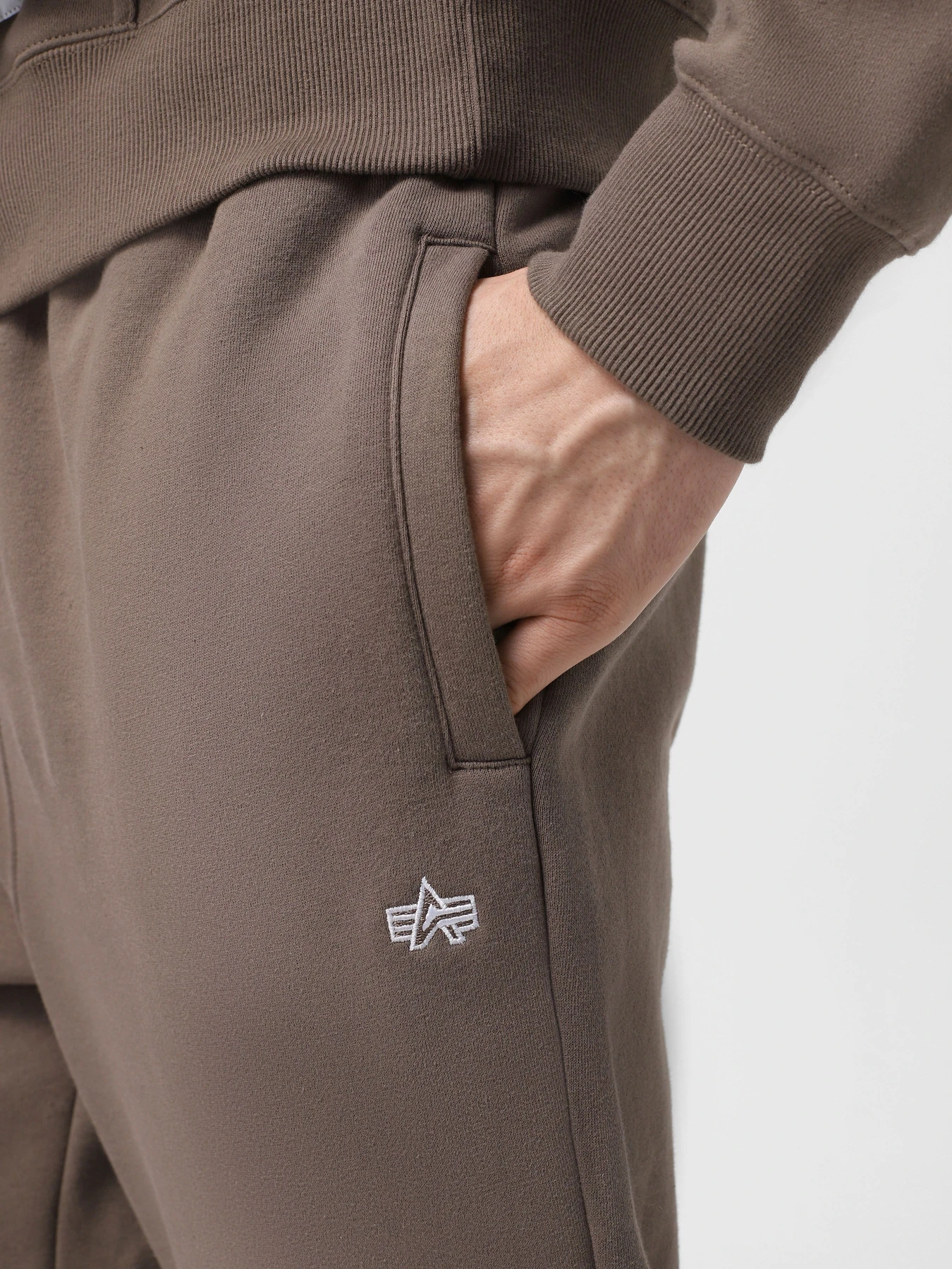 Брюки Alpha Industries Essential модель UBE54500C1_204 Фото