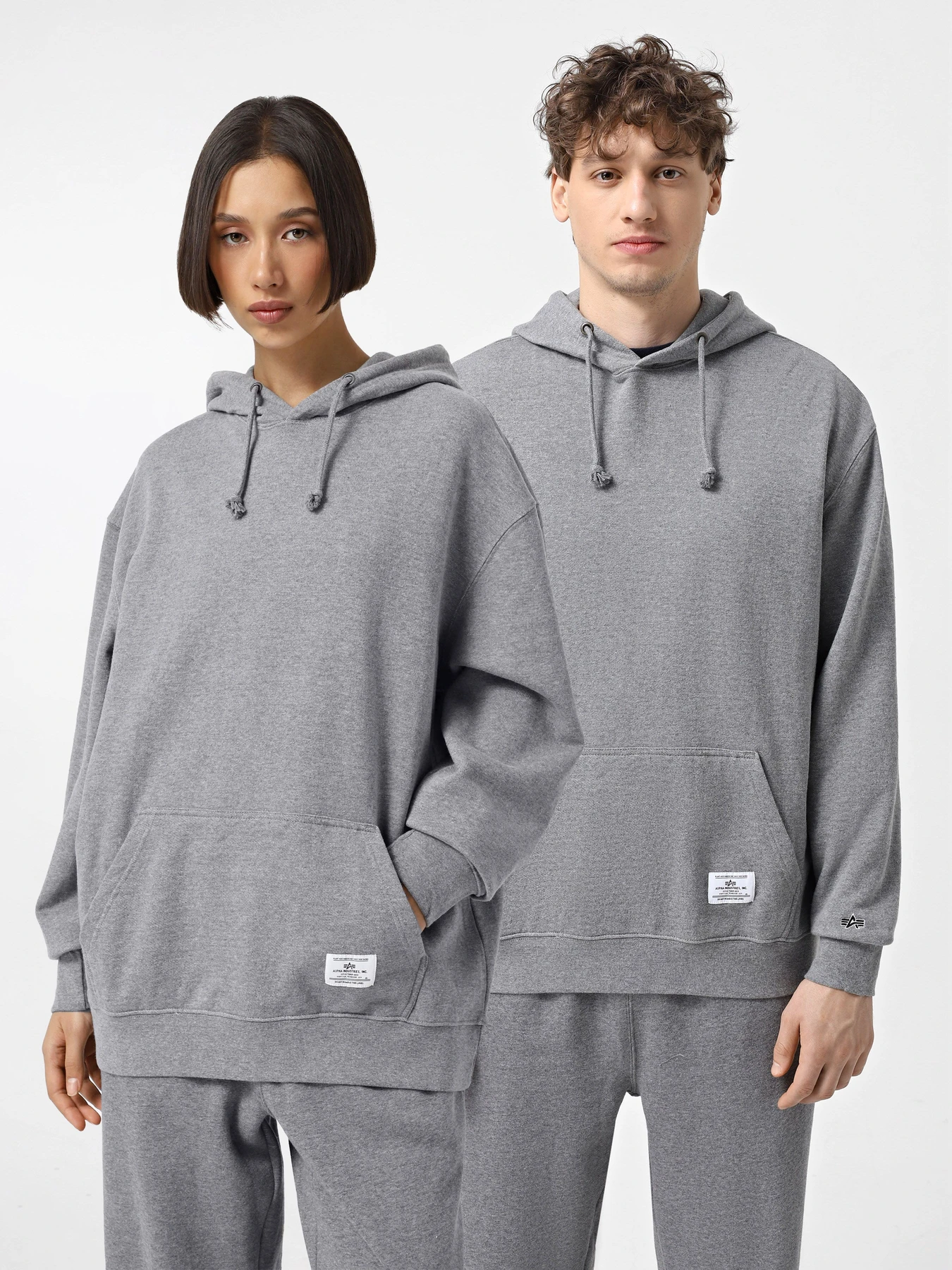 Худі та світшоти Alpha Industries Essential French Terry модель UES54000C1_063 Фото