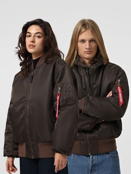 Куртки и дубленки Alpha Industries Ma-1 модель MJM21000C1_218 Фото