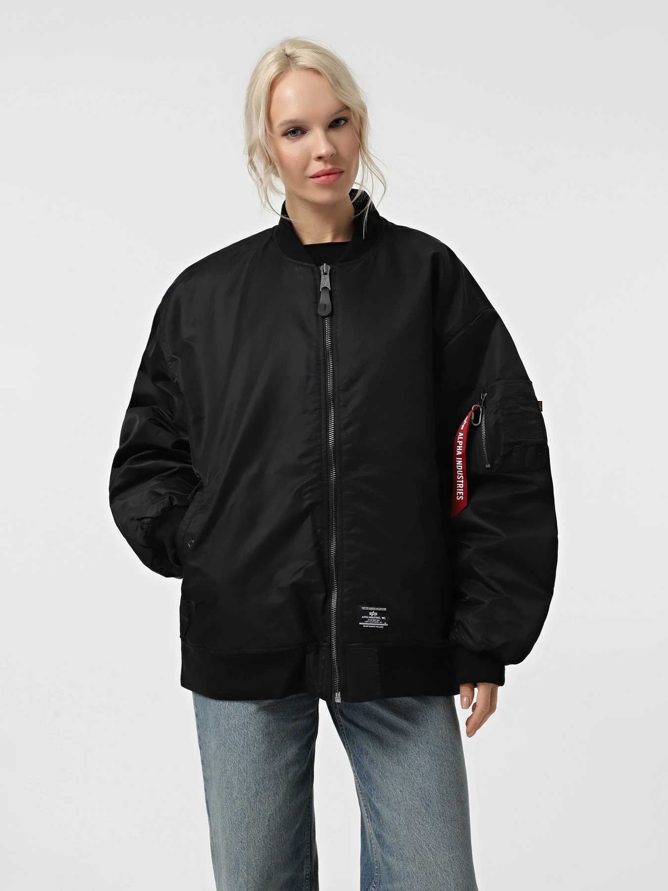 Куртки и дубленки Alpha Industries Oversized MA-1 Mod модель WJO53500C1_001 Куртки и дубленки Alpha Industries Oversized MA-1 Mod модель WJO53500C1_001 Фото