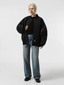 Куртки и дубленки Alpha Industries Oversized MA-1 Mod модель WJO53500C1_001 Фото