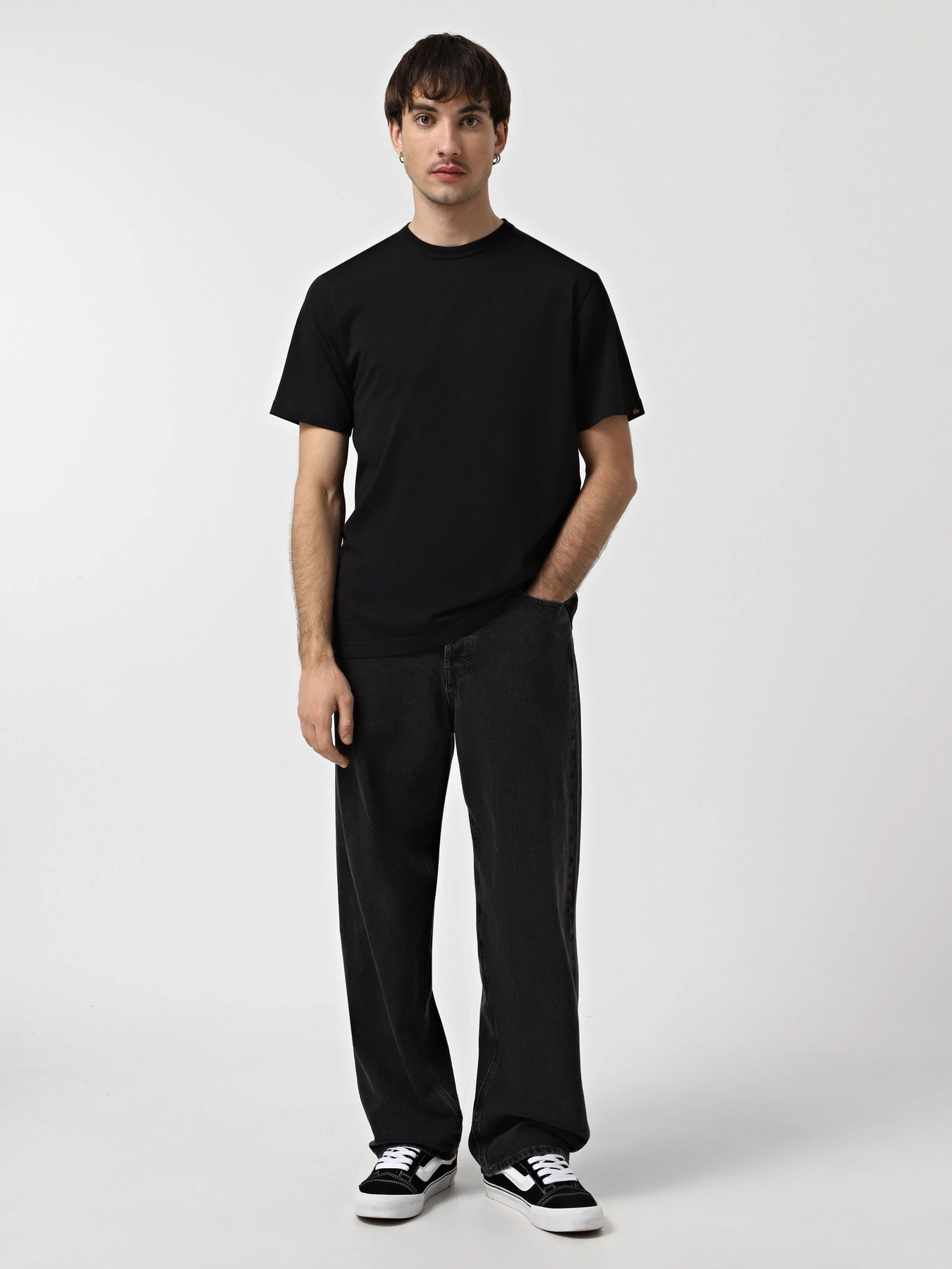 Футболки и поло Alpha Industries ESSENTIAL GEN II TEE модель UTE53502PK_001 Фото