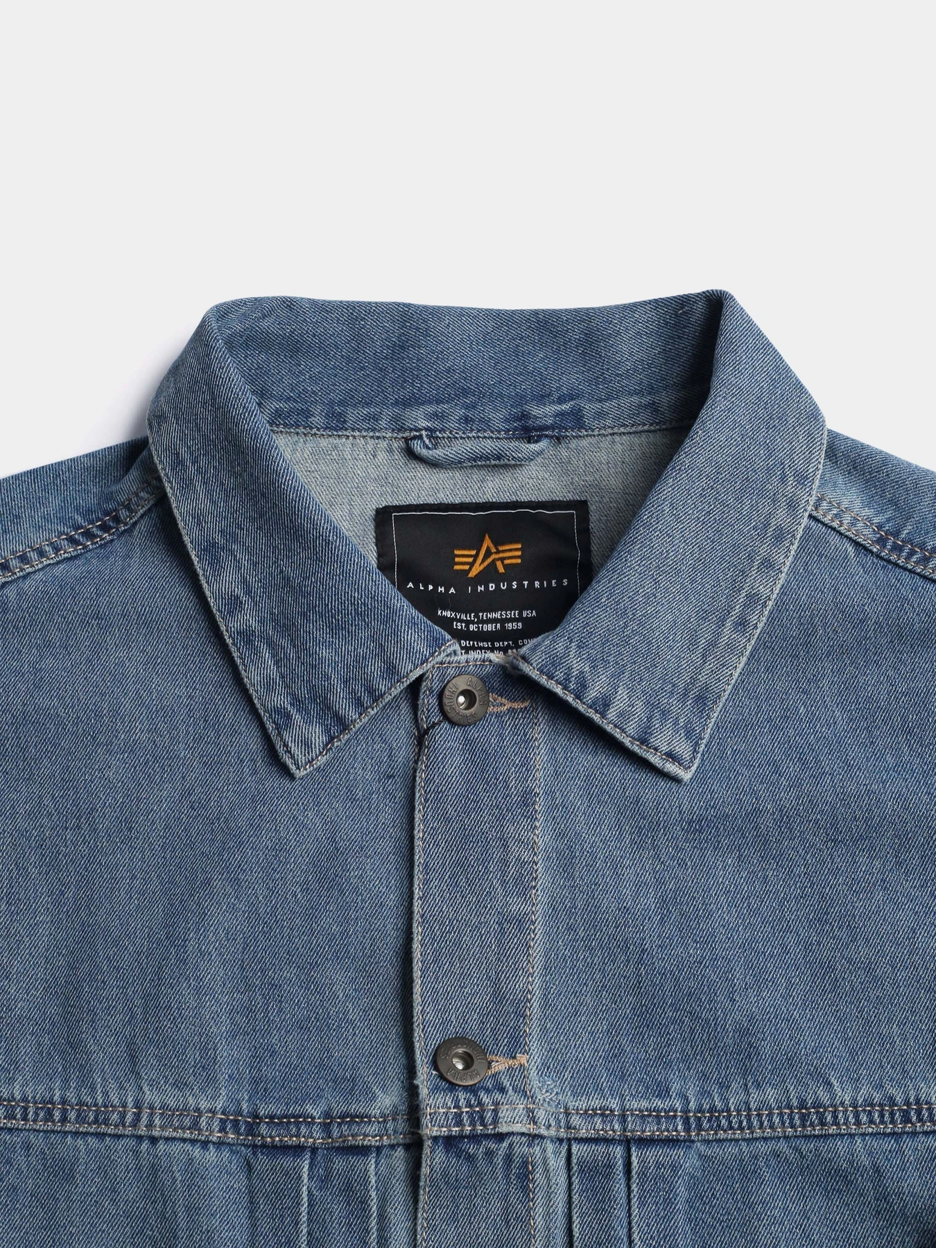 Куртки и дубленки Alpha Industries Denim модель MJD55000C1_410 Куртки и дубленки Alpha Industries Denim модель MJD55000C1_410 Фото