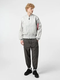 Куртки та дублянки Alpha Industries Ma-1 Flight модель MJM21000C1_067 Фото
