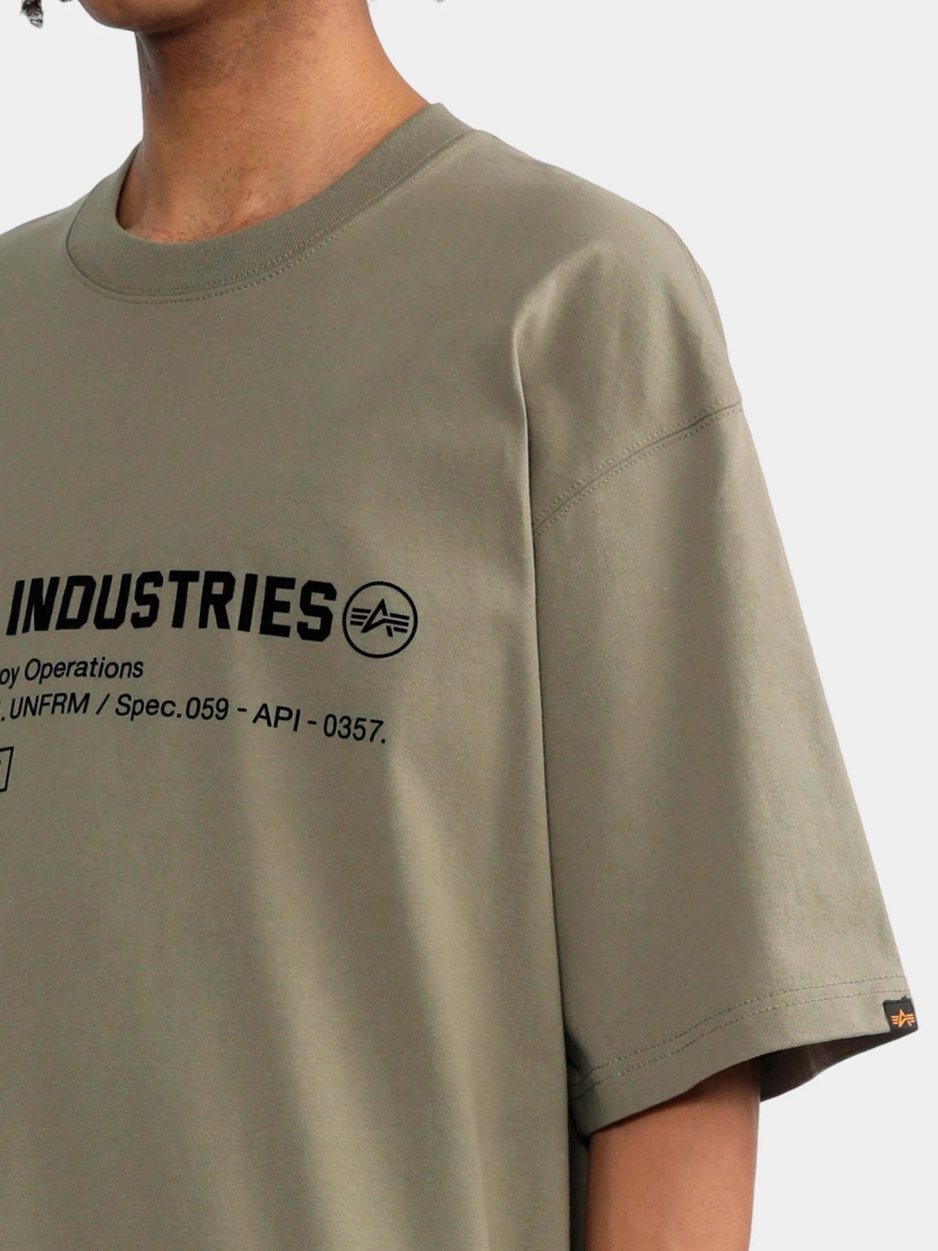 Футболки и поло Alpha Industries Unfrm Spec модель MTU55002C1_303 Футболки и поло Alpha Industries Unfrm Spec модель MTU55002C1_303 Фото