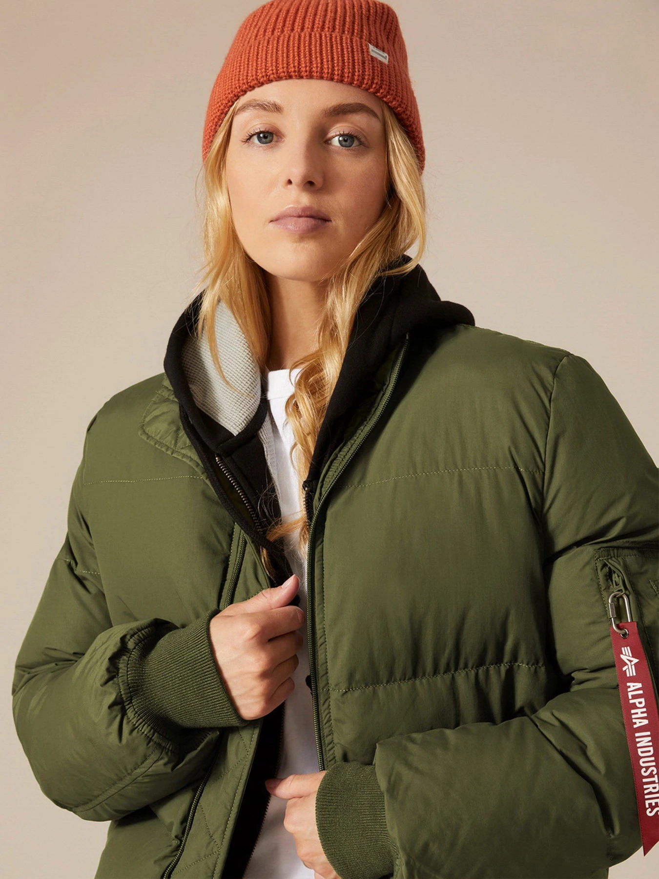 Куртки та дублянки Alpha Industries MA-1 Quilted модель UJM51500C1_301 Куртки та дублянки Alpha Industries MA-1 Quilted модель UJM51500C1_301 Фото