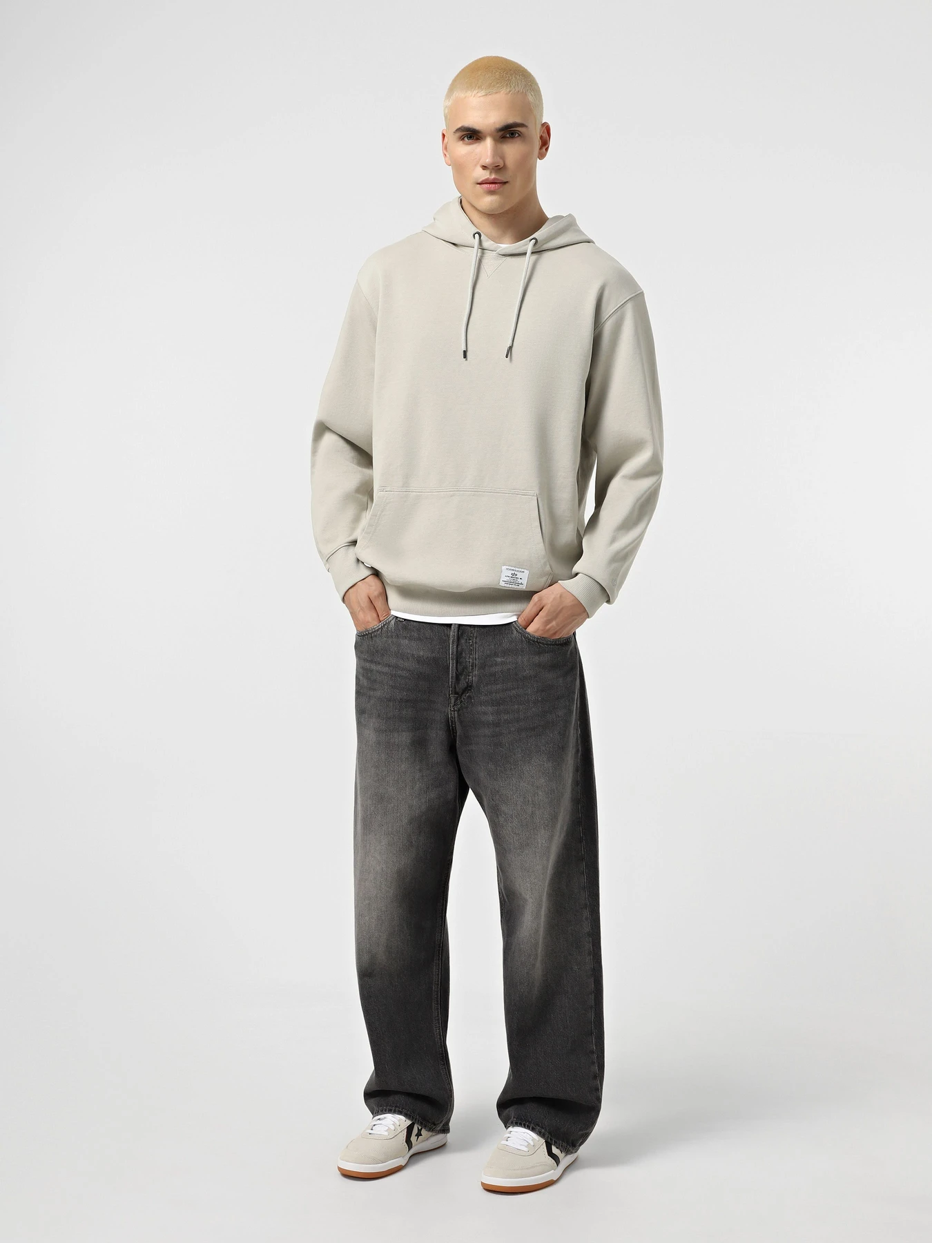 Худи и свитшоты Alpha Industries Essential French Terry Hoodie Gen II модель USE55000C1_067 Худи и свитшоты Alpha Industries Essential French Terry Hoodie Gen II модель USE55000C1_067 Фото