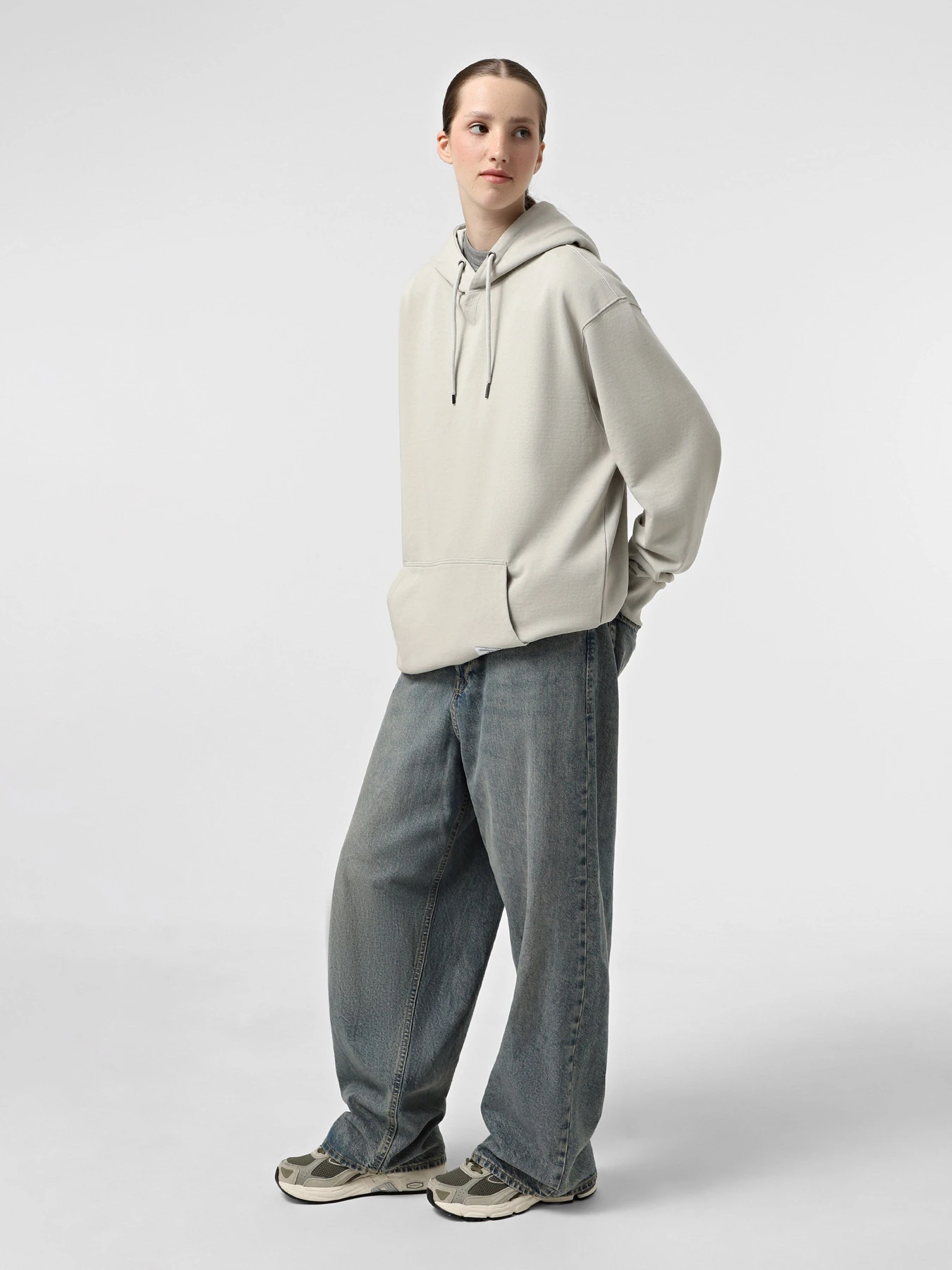 Худи и свитшоты Alpha Industries Essential French Terry Hoodie Gen II модель USE55000C1_067 Худи и свитшоты Alpha Industries Essential French Terry Hoodie Gen II модель USE55000C1_067 Фото